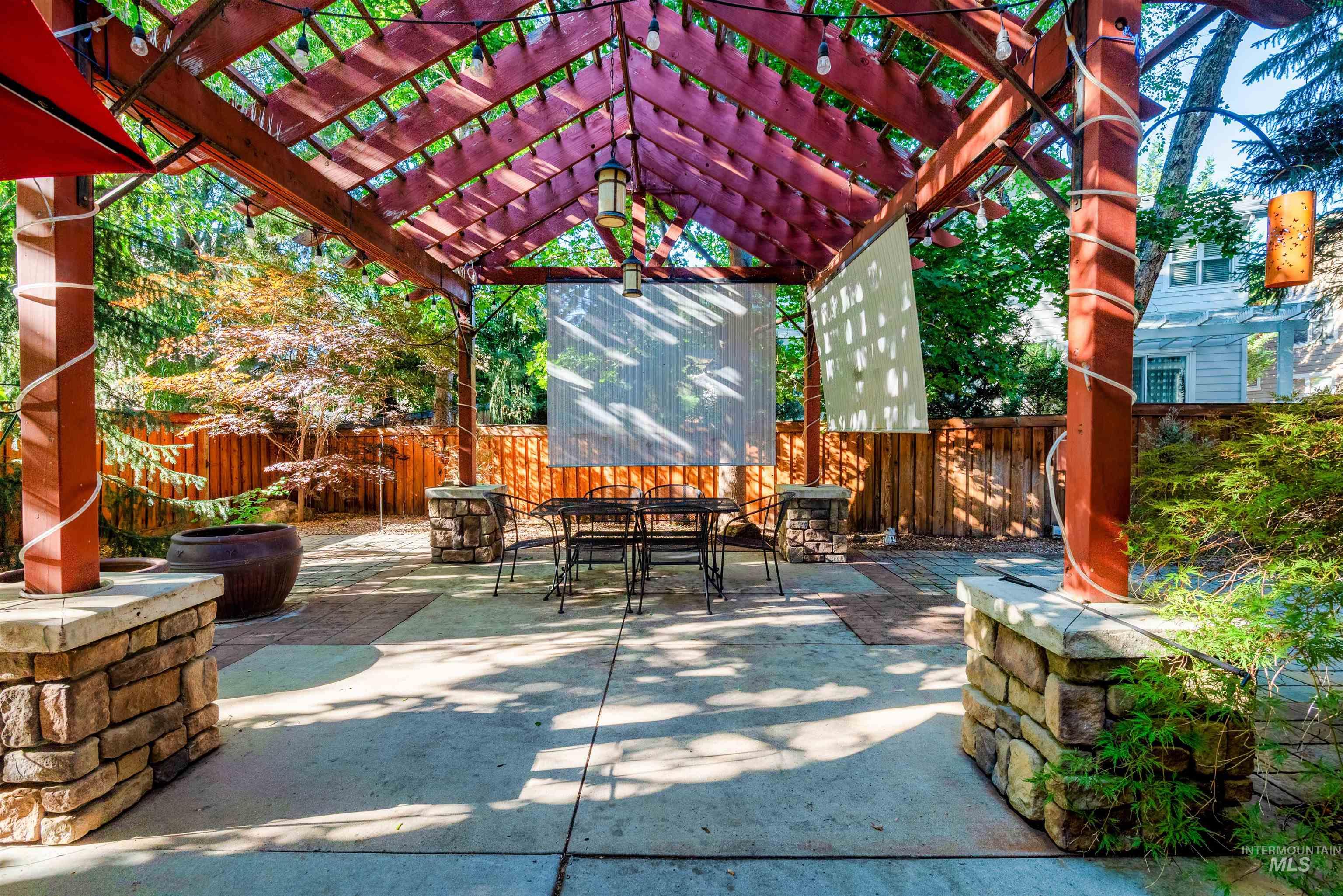 6112 E Gateway Court, Boise, Idaho 83716, 3 Bedrooms, 2.5 Bathrooms, Residential For Sale, Price $835,000, 98961445