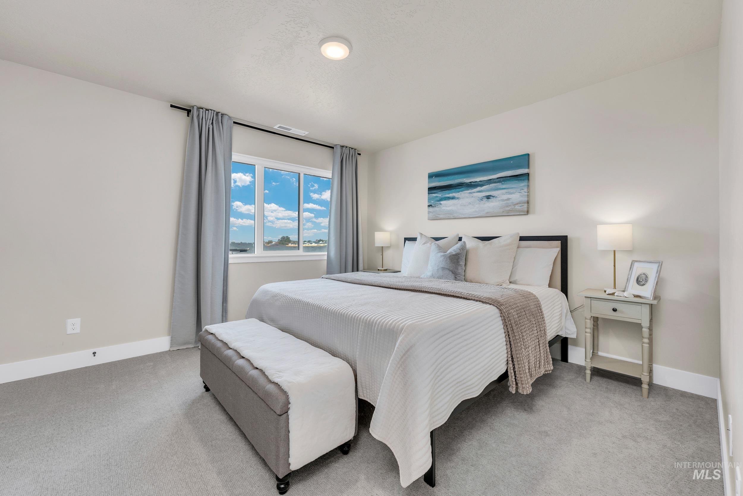 Bedroom with carpet
