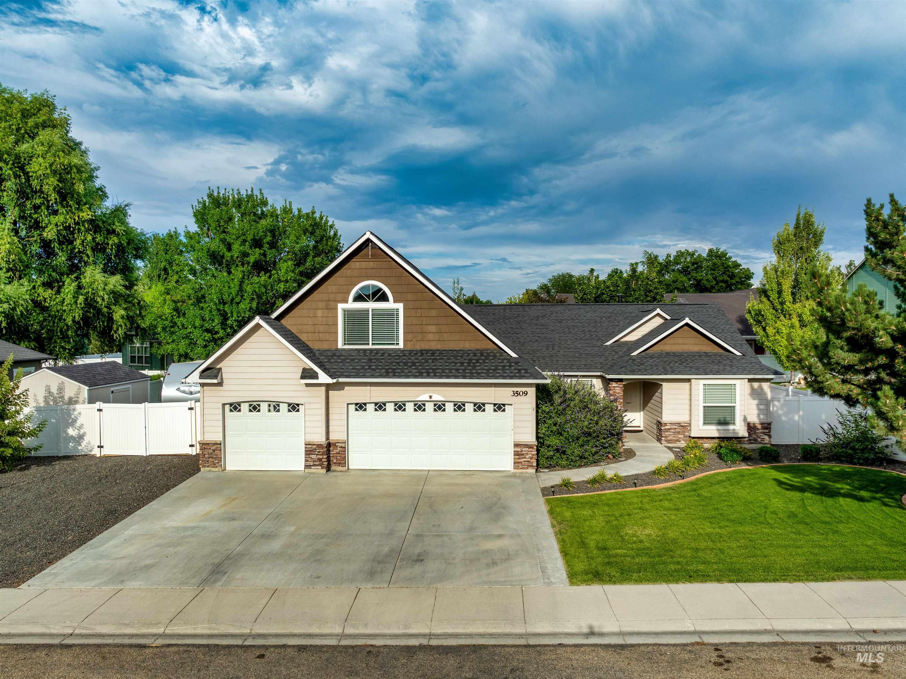 3509 Sunset Avenue, Caldwell, Idaho 83605, 4 Bedrooms, 3 Bathrooms, Residential For Sale, Price $549,000, 98961460