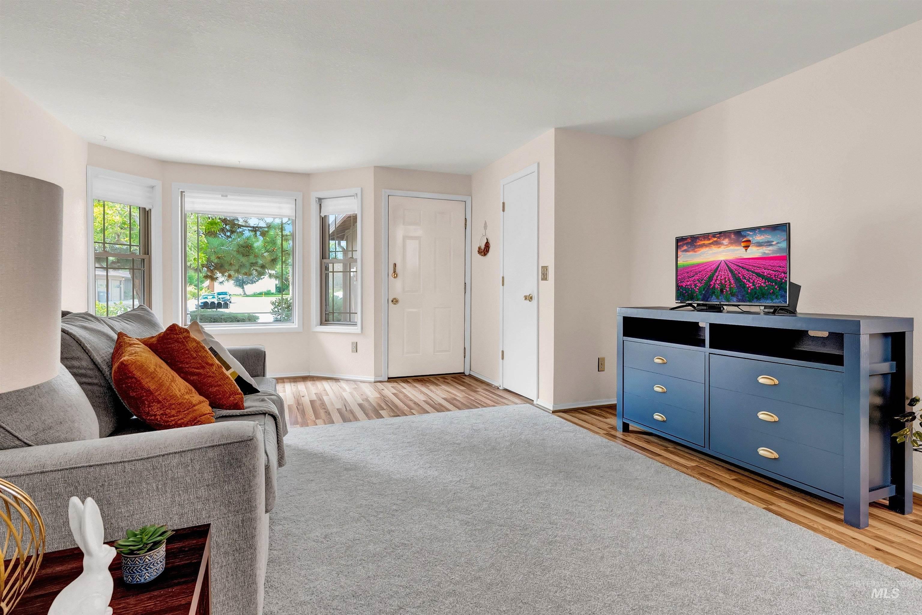868 S Phillippi St, Boise, Idaho 83705-1935, 2 Bedrooms, 1 Bathroom, Residential For Sale, Price $349,000, 98961467
