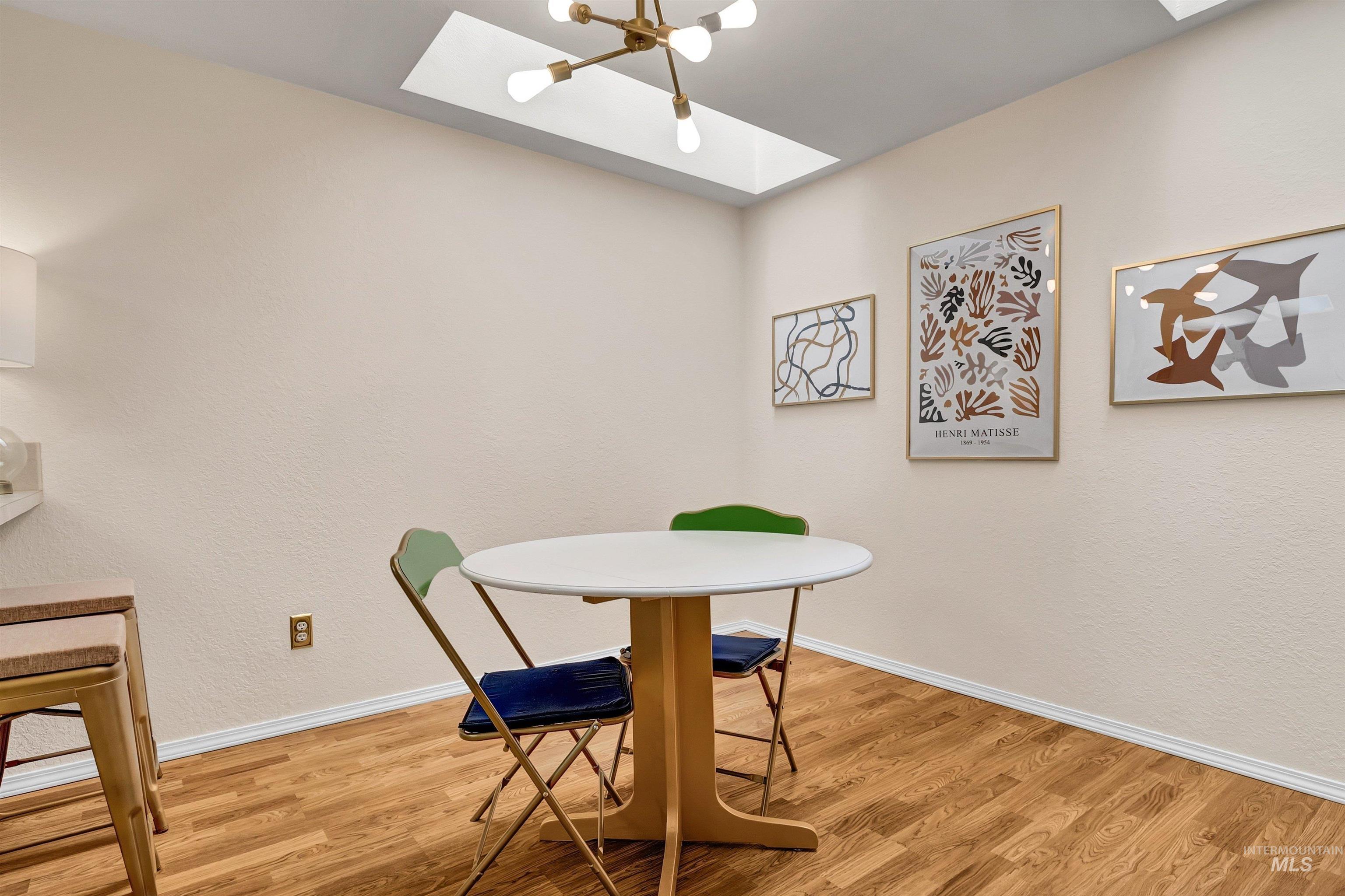 868 S Phillippi St, Boise, Idaho 83705-1935, 2 Bedrooms, 1 Bathroom, Residential For Sale, Price $349,000, 98961467