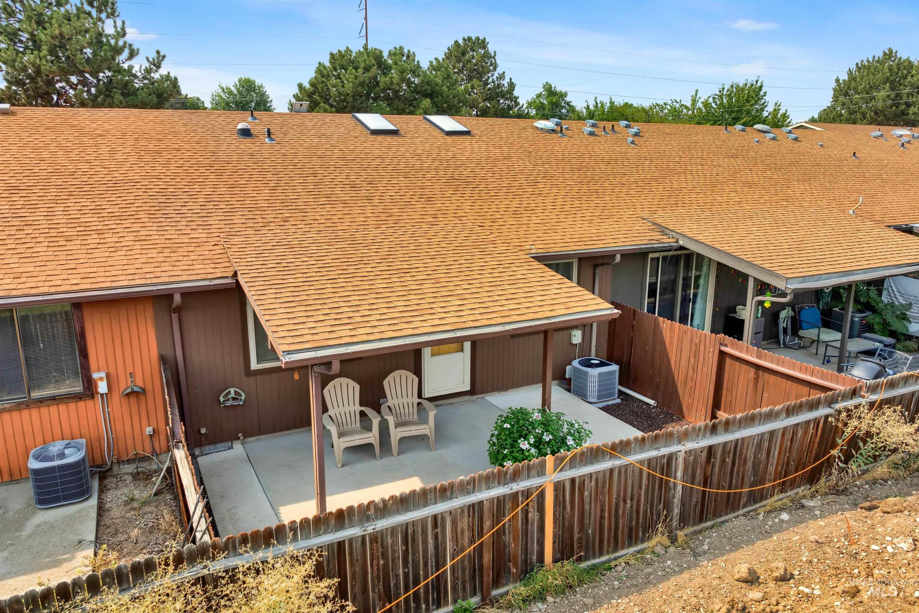 868 S Phillippi St, Boise, Idaho 83705-1935, 2 Bedrooms, 1 Bathroom, Residential For Sale, Price $349,000, 98961467