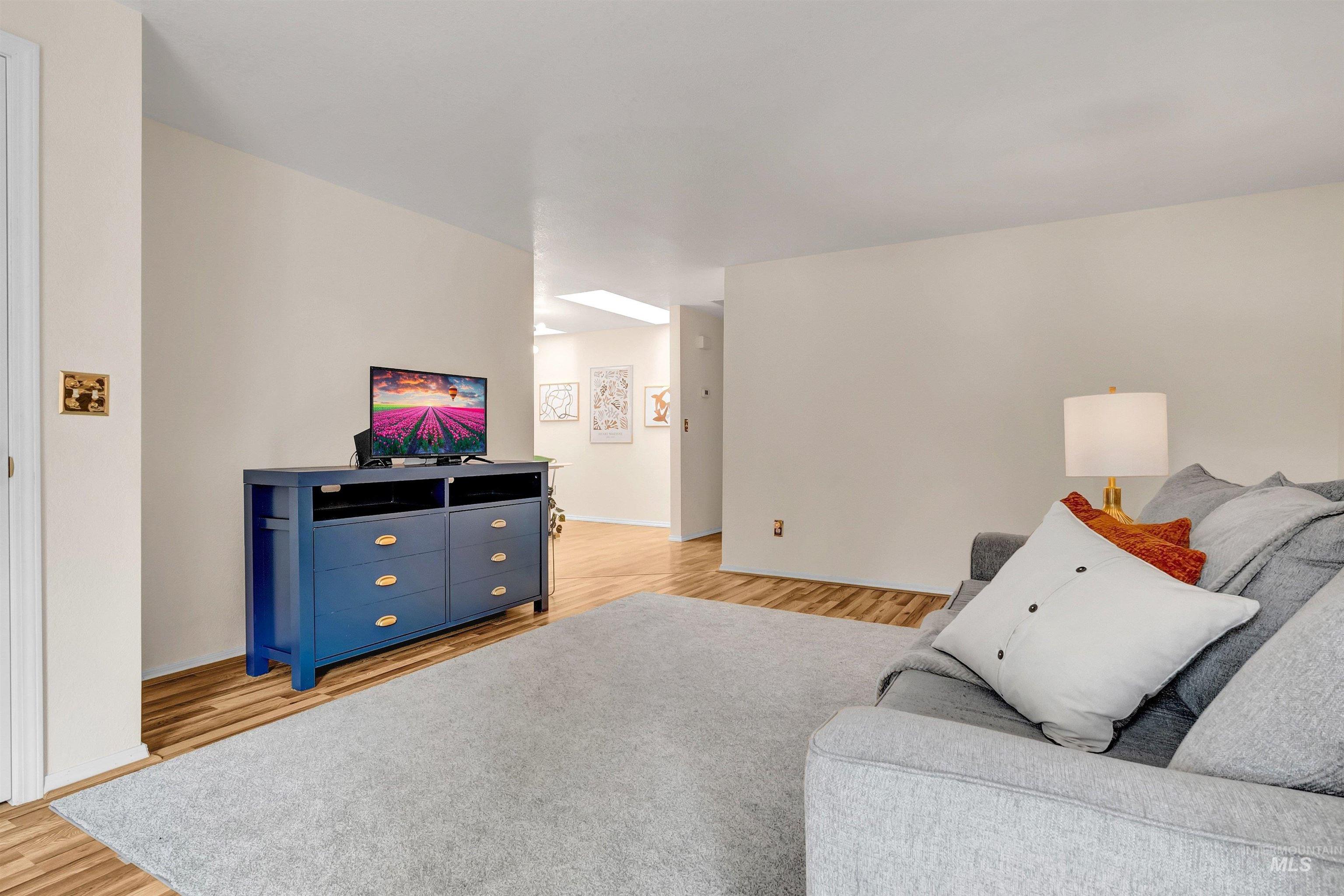 868 S Phillippi St, Boise, Idaho 83705-1935, 2 Bedrooms, 1 Bathroom, Residential For Sale, Price $349,000, 98961467