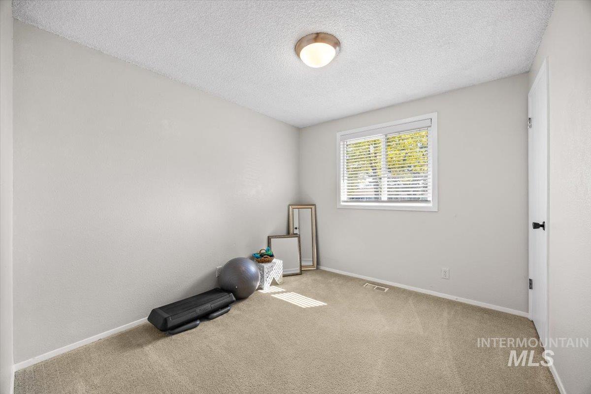 762 W Mendi Pl, Kuna, Idaho 83634, 3 Bedrooms, 1 Bathroom, Residential For Sale, Price $350,000, 98961475