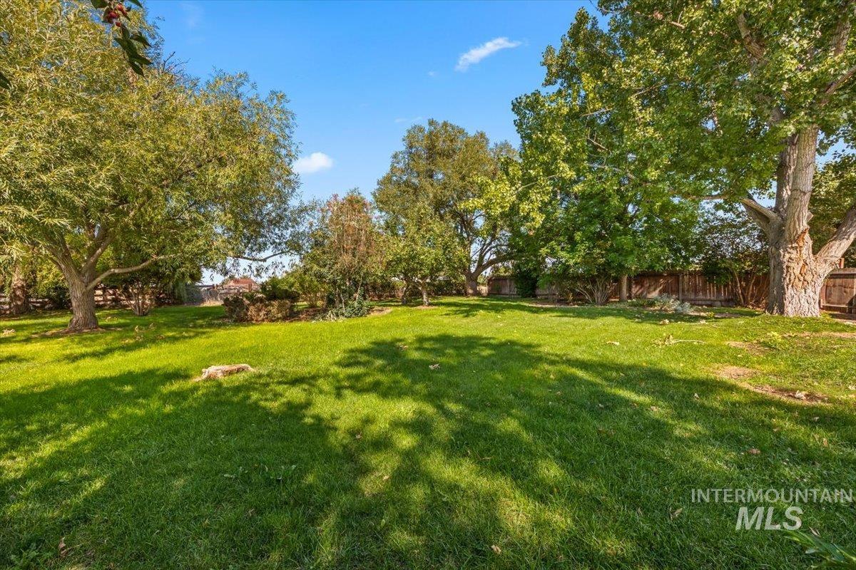 762 W Mendi Pl, Kuna, Idaho 83634, 3 Bedrooms, 1 Bathroom, Residential For Sale, Price $350,000, 98961475