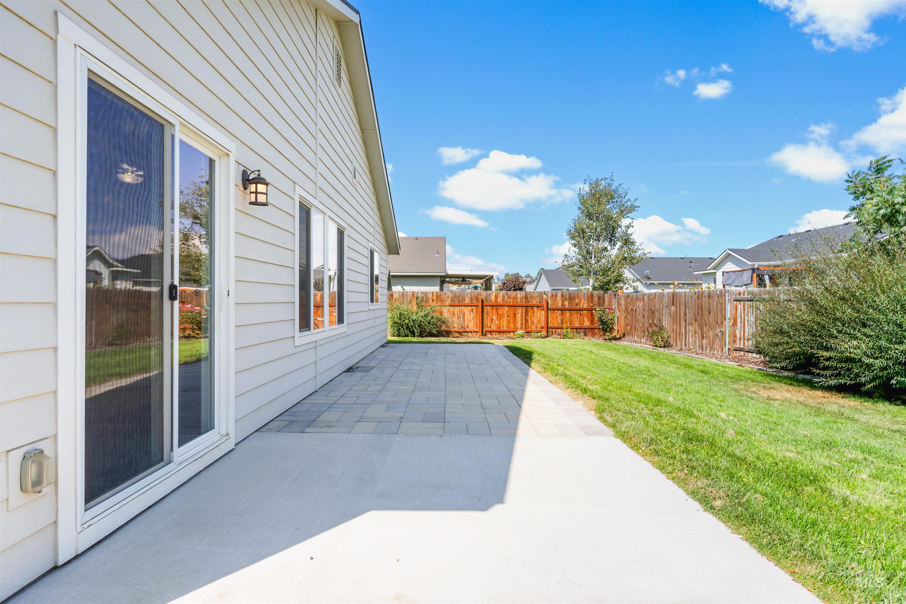 918 Quartzite Ave, Middleton, Idaho 83644, 3 Bedrooms, 2 Bathrooms, Residential For Sale, Price $399,000, 98961483