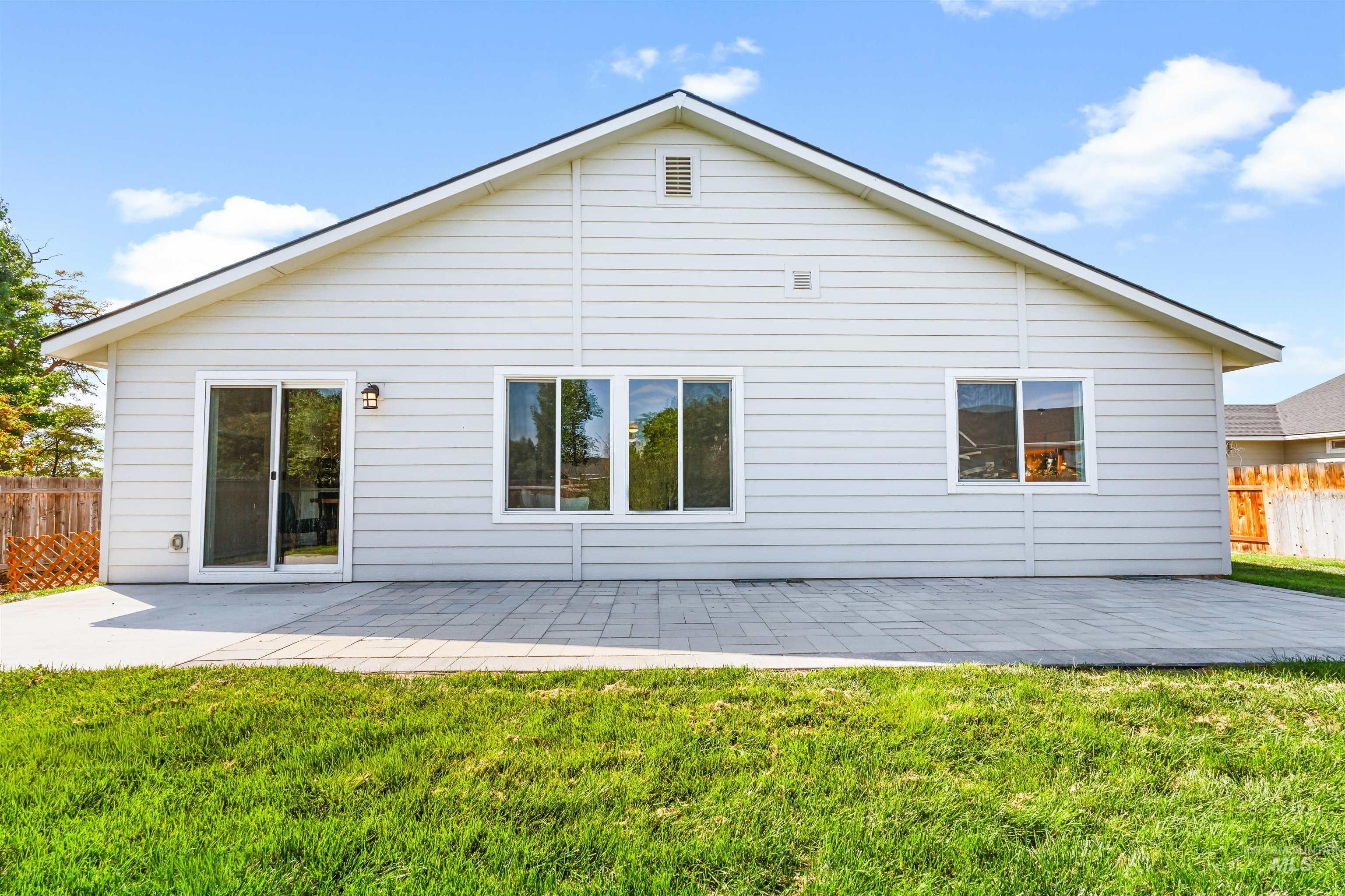 918 Quartzite Ave, Middleton, Idaho 83644, 3 Bedrooms, 2 Bathrooms, Residential For Sale, Price $399,000, 98961483