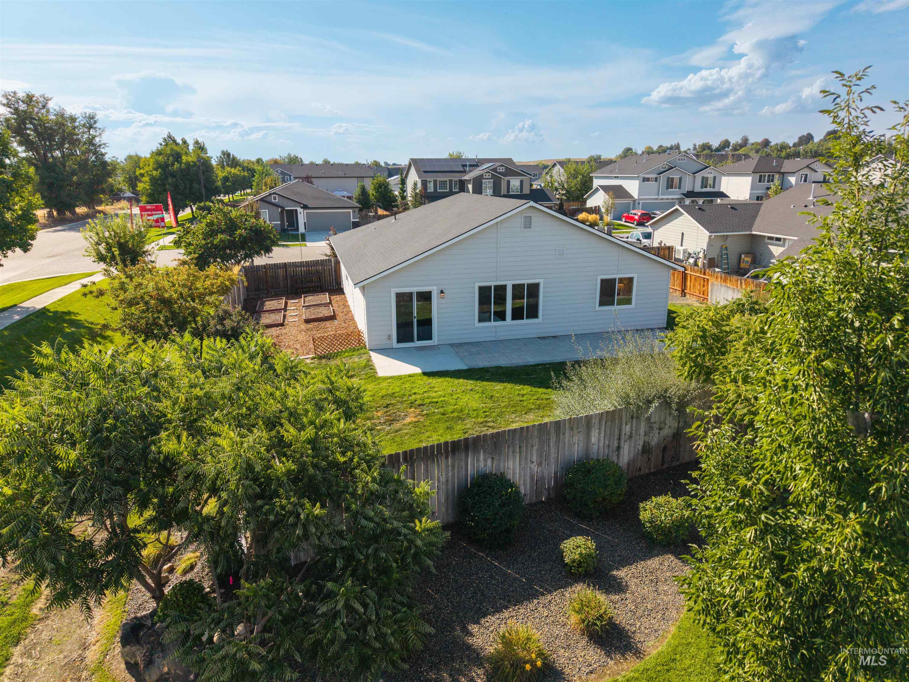 918 Quartzite Ave, Middleton, Idaho 83644, 3 Bedrooms, 2 Bathrooms, Residential For Sale, Price $399,000, 98961483