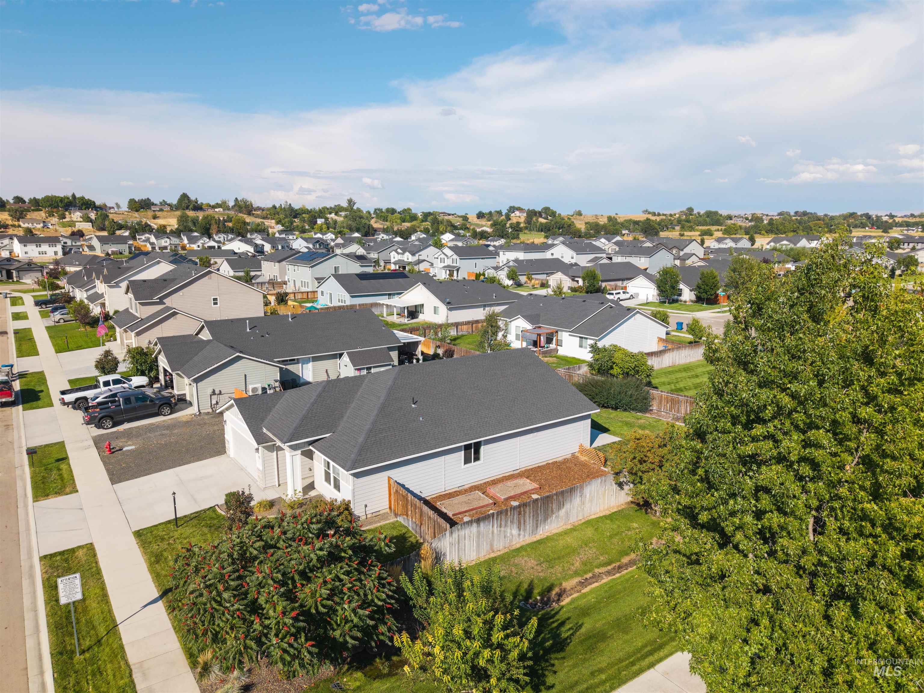 918 Quartzite Ave, Middleton, Idaho 83644, 3 Bedrooms, 2 Bathrooms, Residential For Sale, Price $399,000, 98961483