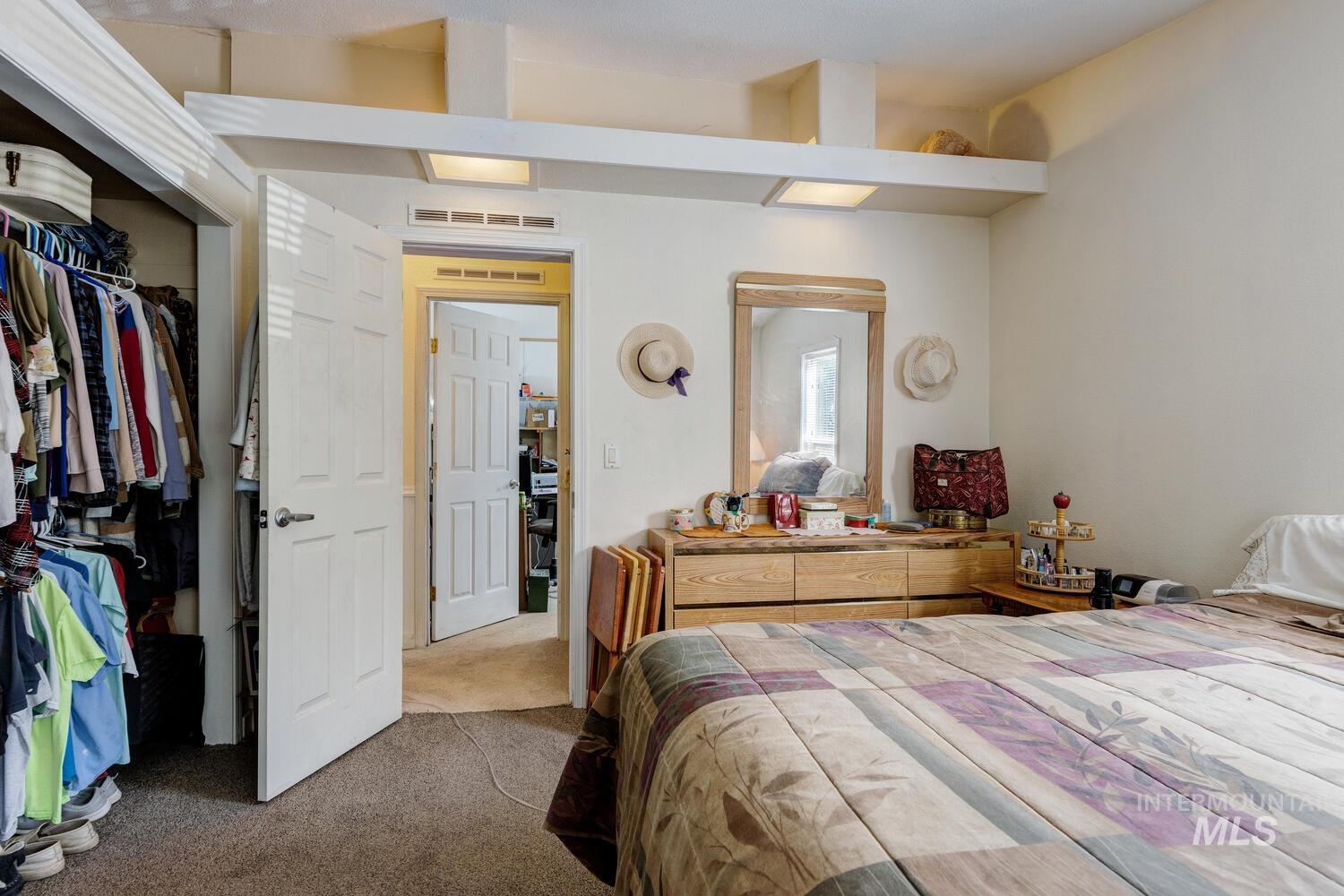 3334 NW 2nd Ave, New Plymouth, Idaho 83655-5050, 2 Bedrooms, 2 Bathrooms, Residential For Sale, Price $325,000, 98961494