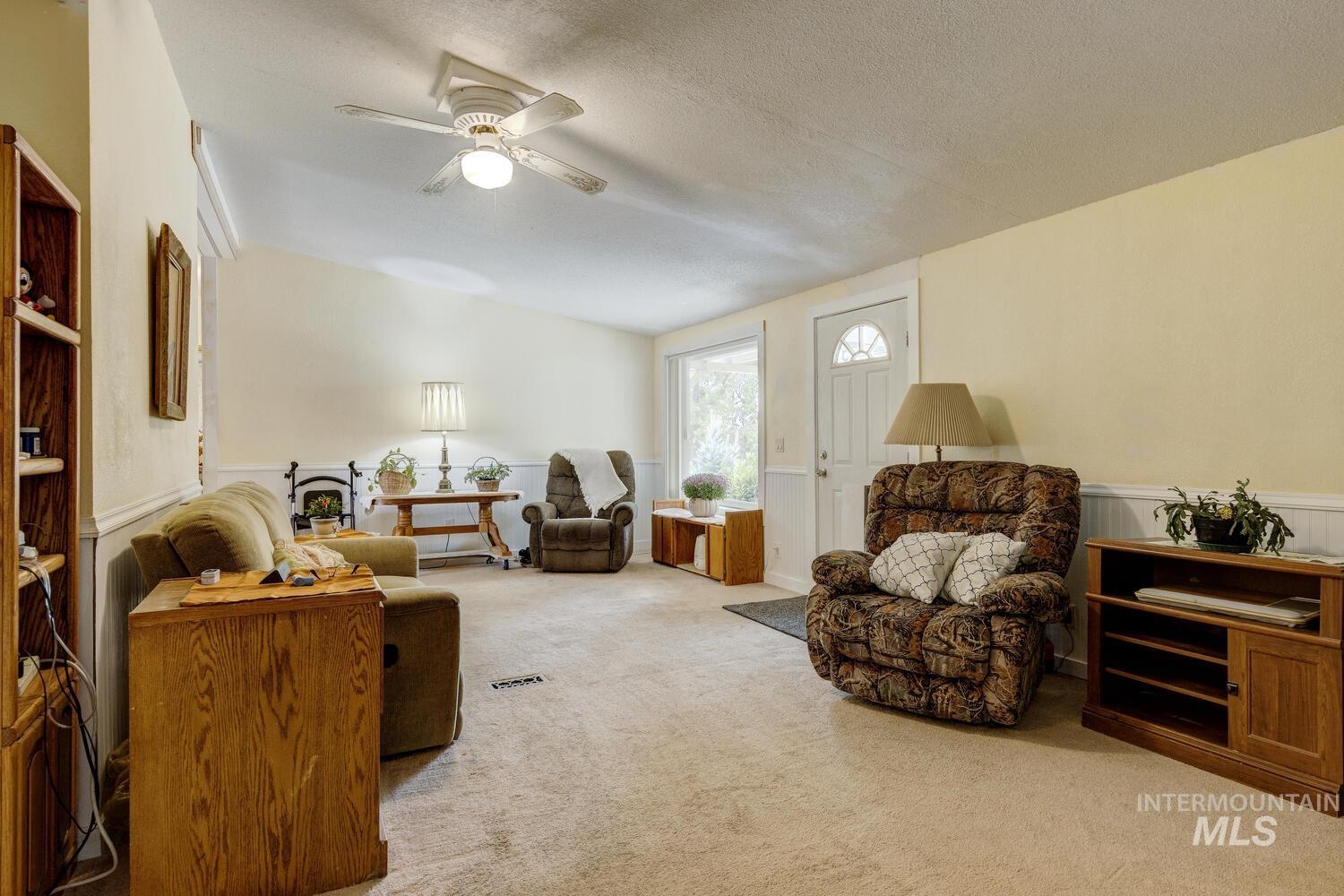 3334 NW 2nd Ave, New Plymouth, Idaho 83655-5050, 2 Bedrooms, 2 Bathrooms, Residential For Sale, Price $325,000, 98961494