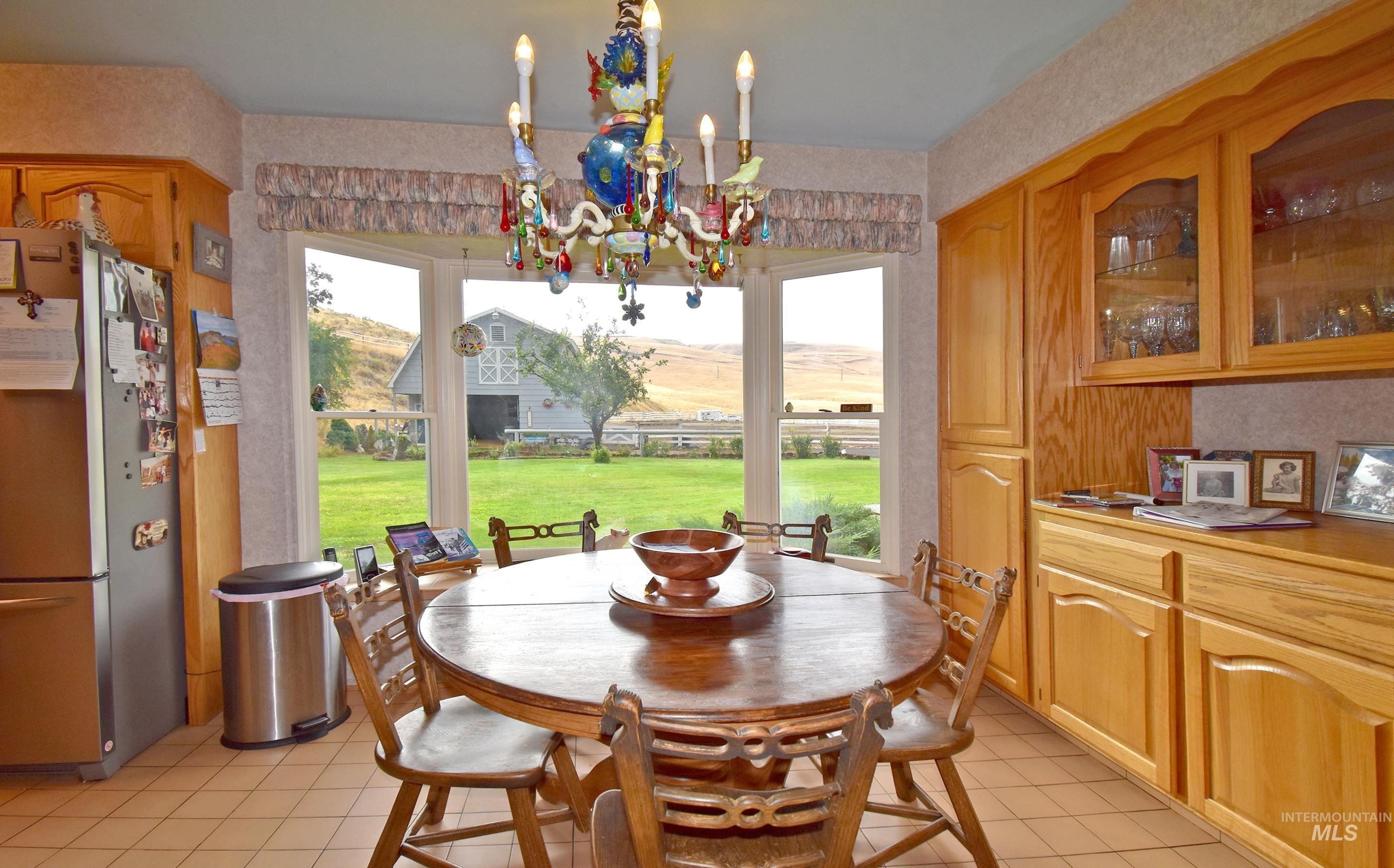 531 Silcott Road, Clarkston, Washington 99403, 3 Bedrooms, 2.5 Bathrooms, Residential For Sale, Price $1,500,000, 98961508