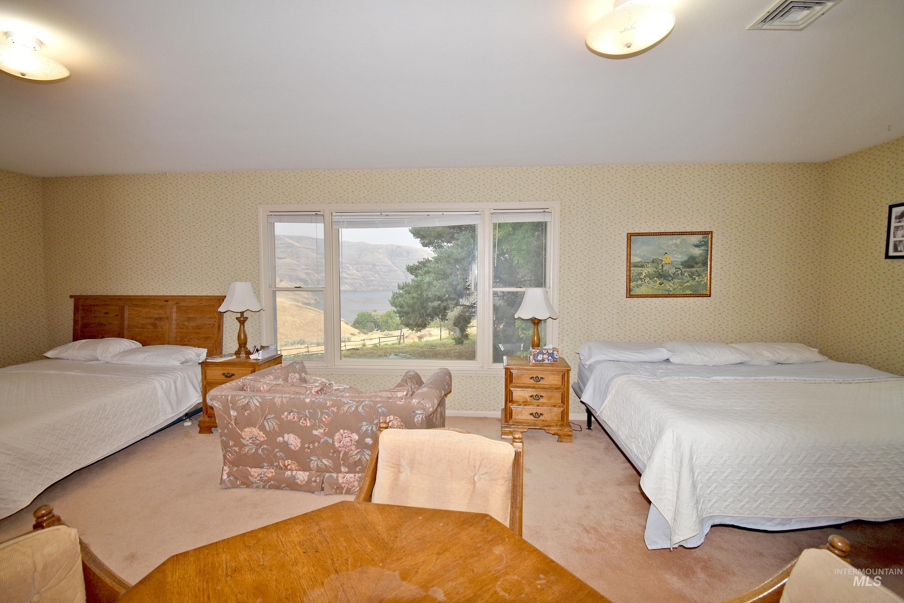 531 Silcott Road, Clarkston, Washington 99403, 3 Bedrooms, 2.5 Bathrooms, Residential For Sale, Price $1,500,000, 98961508