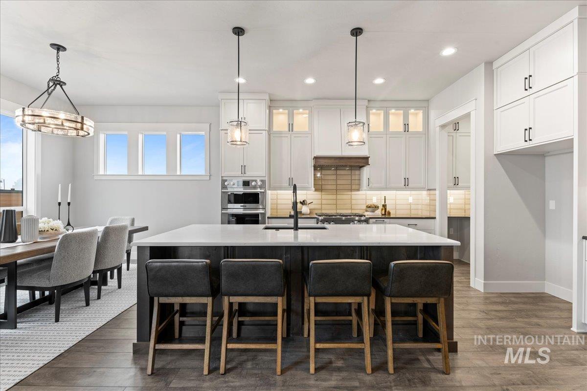 6872 N Valley Breeze Avenue, Meridian, Idaho 83646, 4 Bedrooms, 3.5 Bathrooms, Residential For Sale, Price $847,900, 98961544