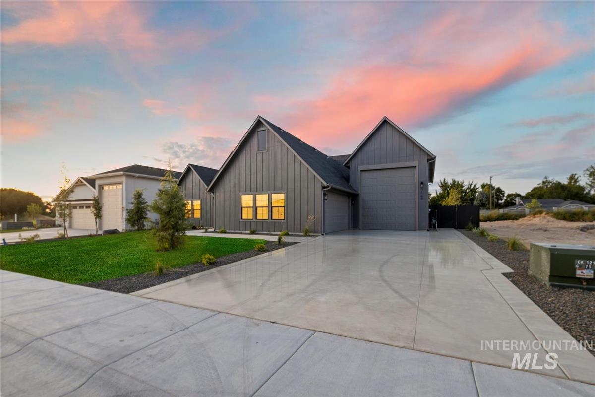 7168 E Chicken Hawk Loop, Nampa, Idaho 83686, 3 Bedrooms, 2.5 Bathrooms, Residential For Sale, Price $880,000, 98961562