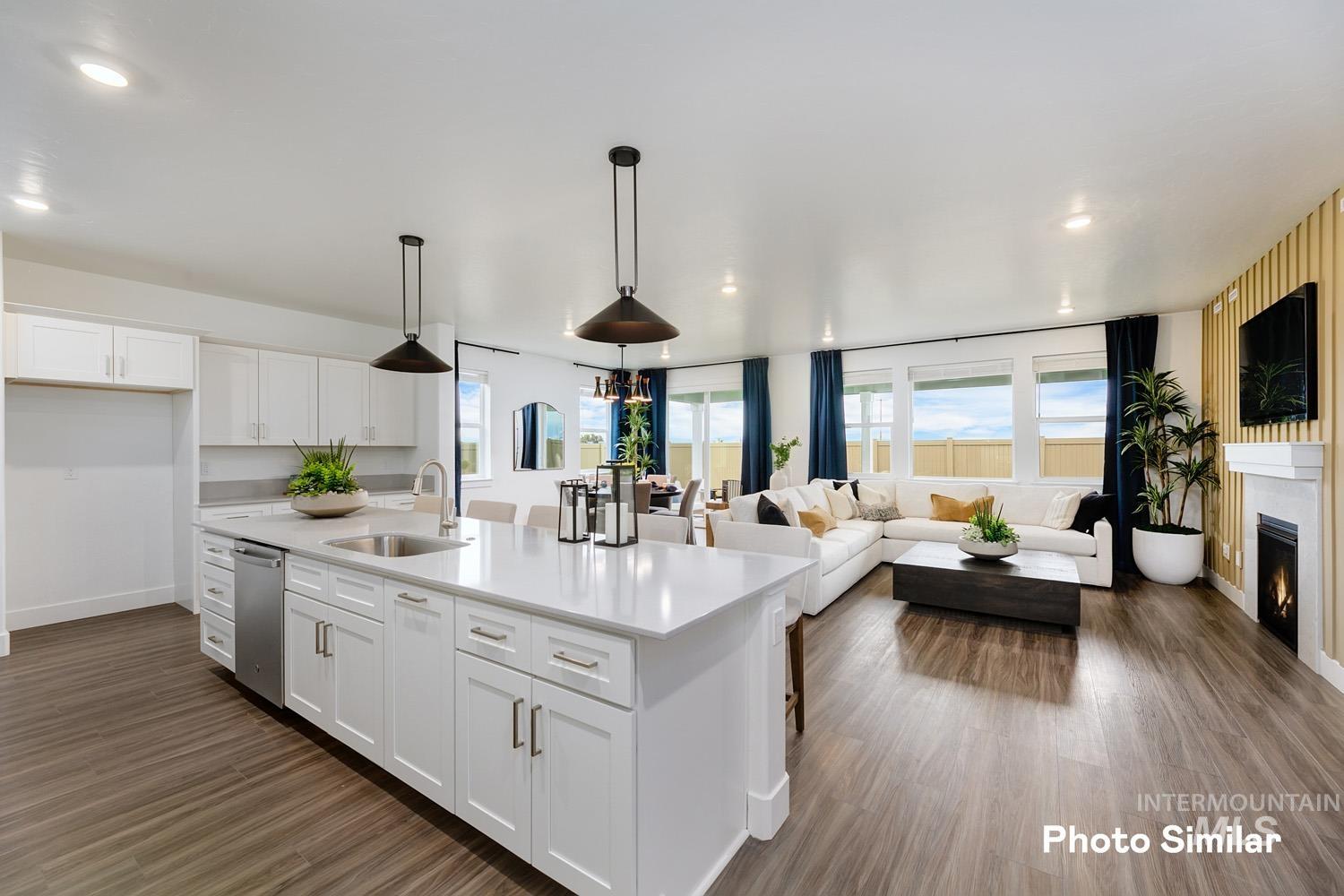 5655 E Bridal Veil Falls Dr, Nampa, Idaho 83686, 5 Bedrooms, 4.5 Bathrooms, Residential For Sale, Price $747,900, 98961573