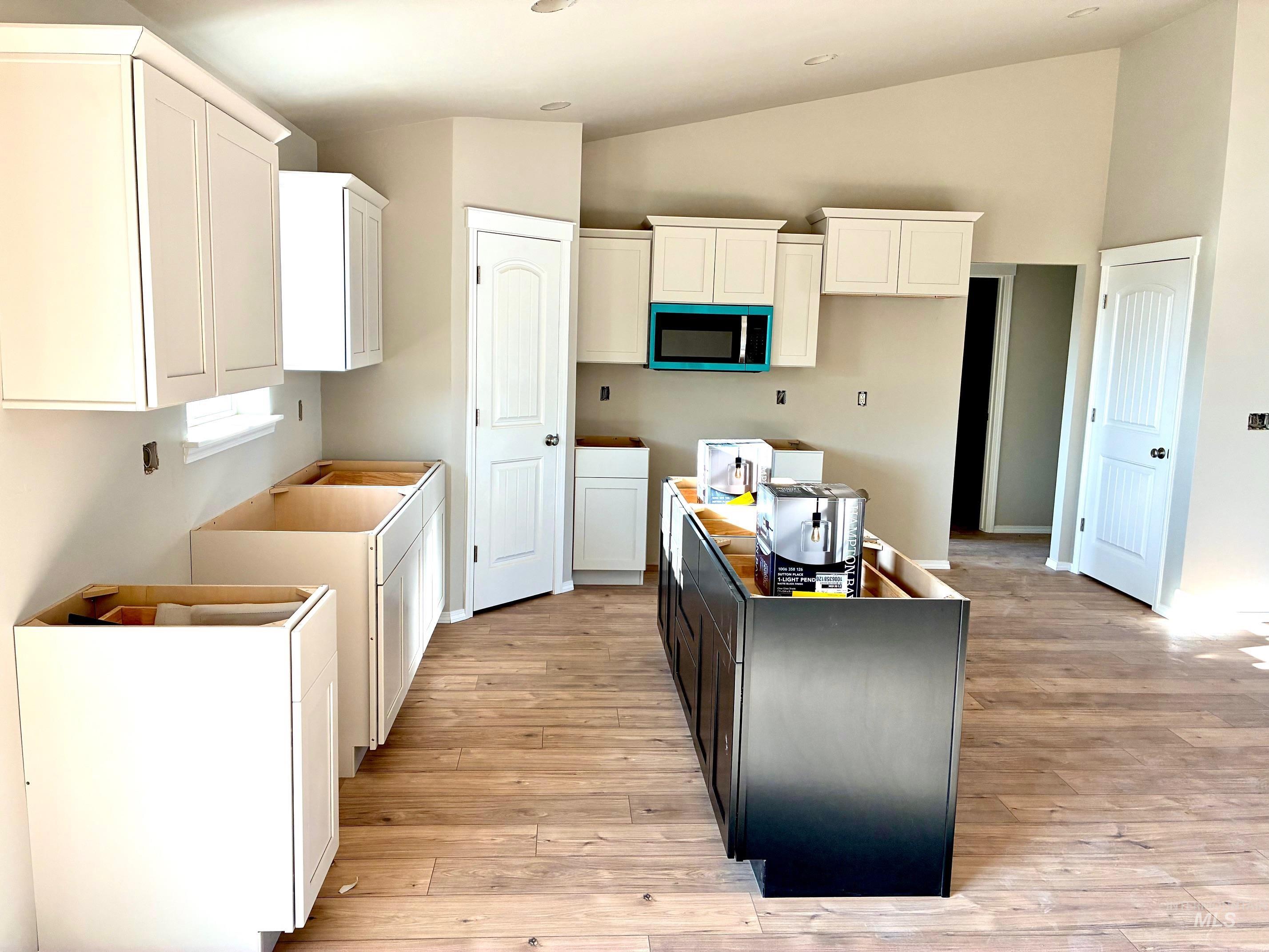 940 Applewood Dr, Buhl, Idaho 83316, 4 Bedrooms, 2 Bathrooms, Residential For Sale, Price $409,500, 98961593