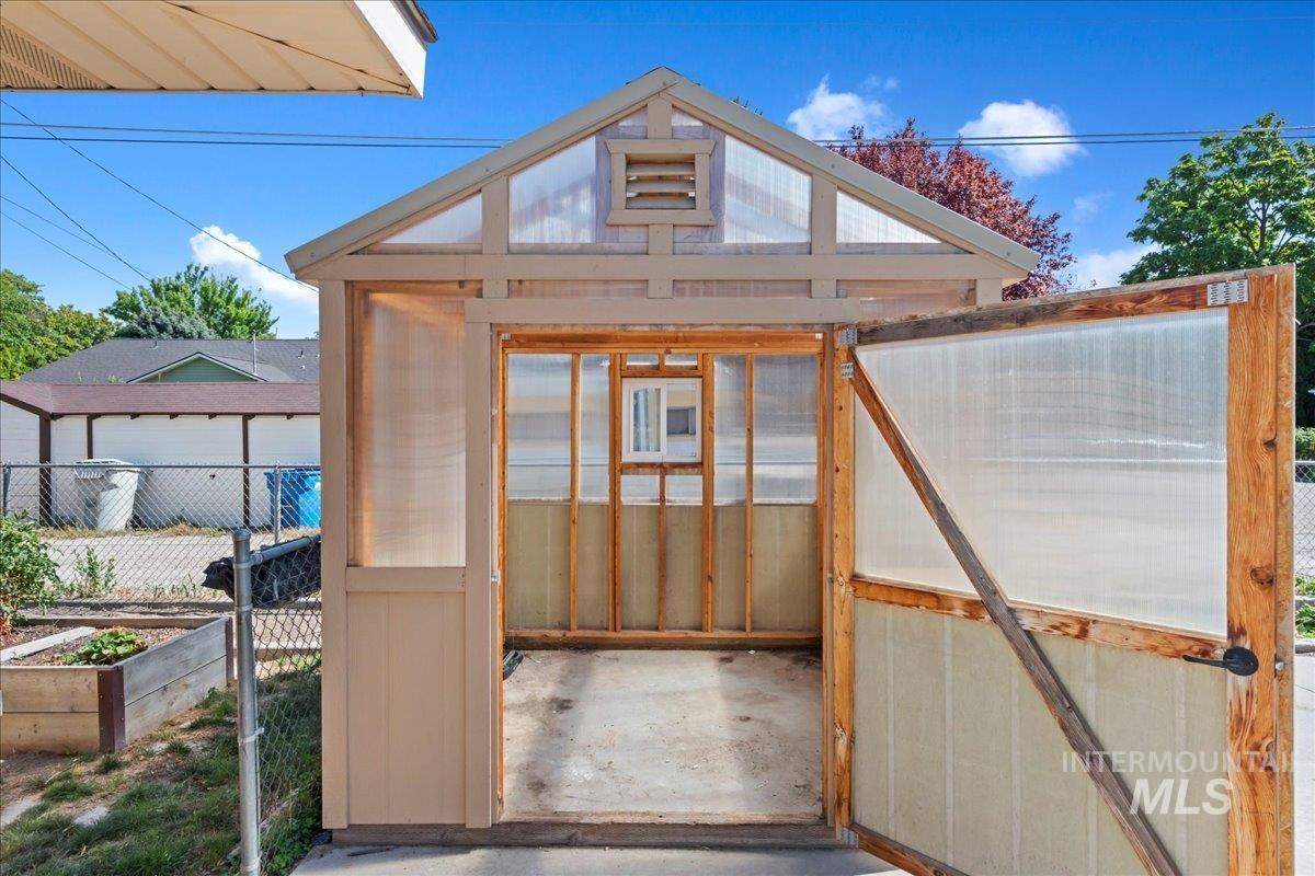 1507 Willow St, Caldwell, Idaho 83605, 3 Bedrooms, 3.5 Bathrooms, Residential For Sale, Price $440,000, 98961600