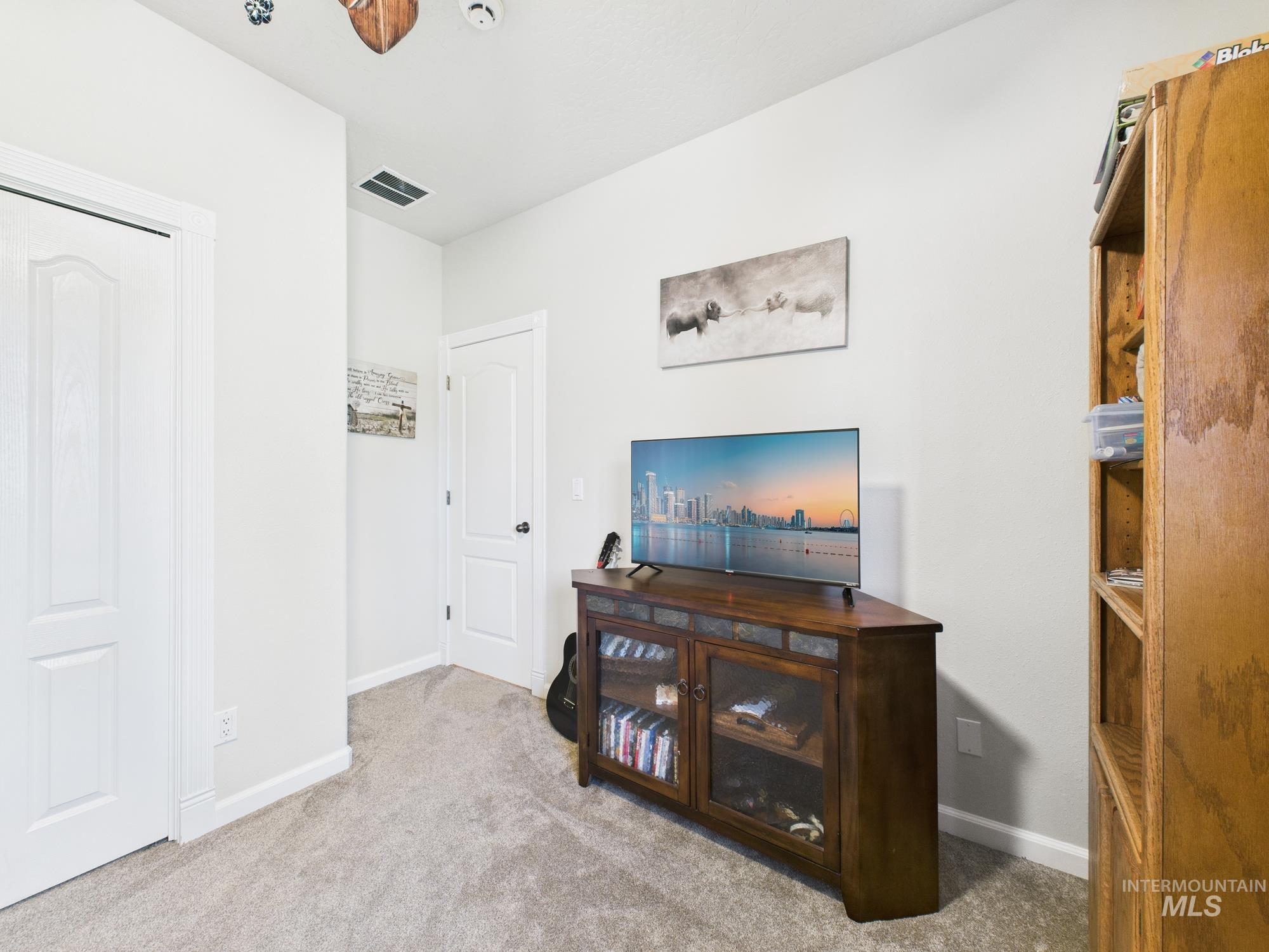 2405 Star Ln, Emmett, Idaho 83617, 3 Bedrooms, 2 Bathrooms, Residential For Sale, Price $1,200,000, 98961601