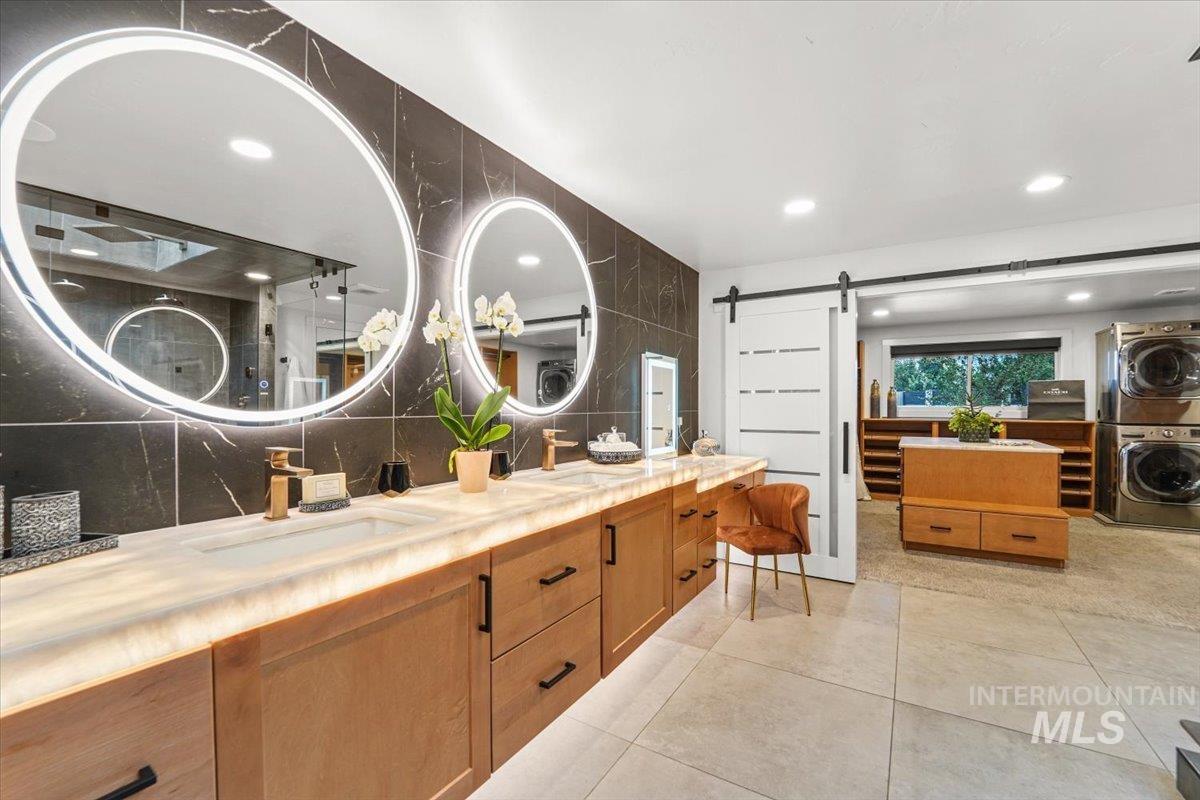 3200 N Mountain View Dr, Boise, Idaho 83704-4635, 5 Bedrooms, 5 Bathrooms, Residential For Sale, Price $2,250,000, 98961608