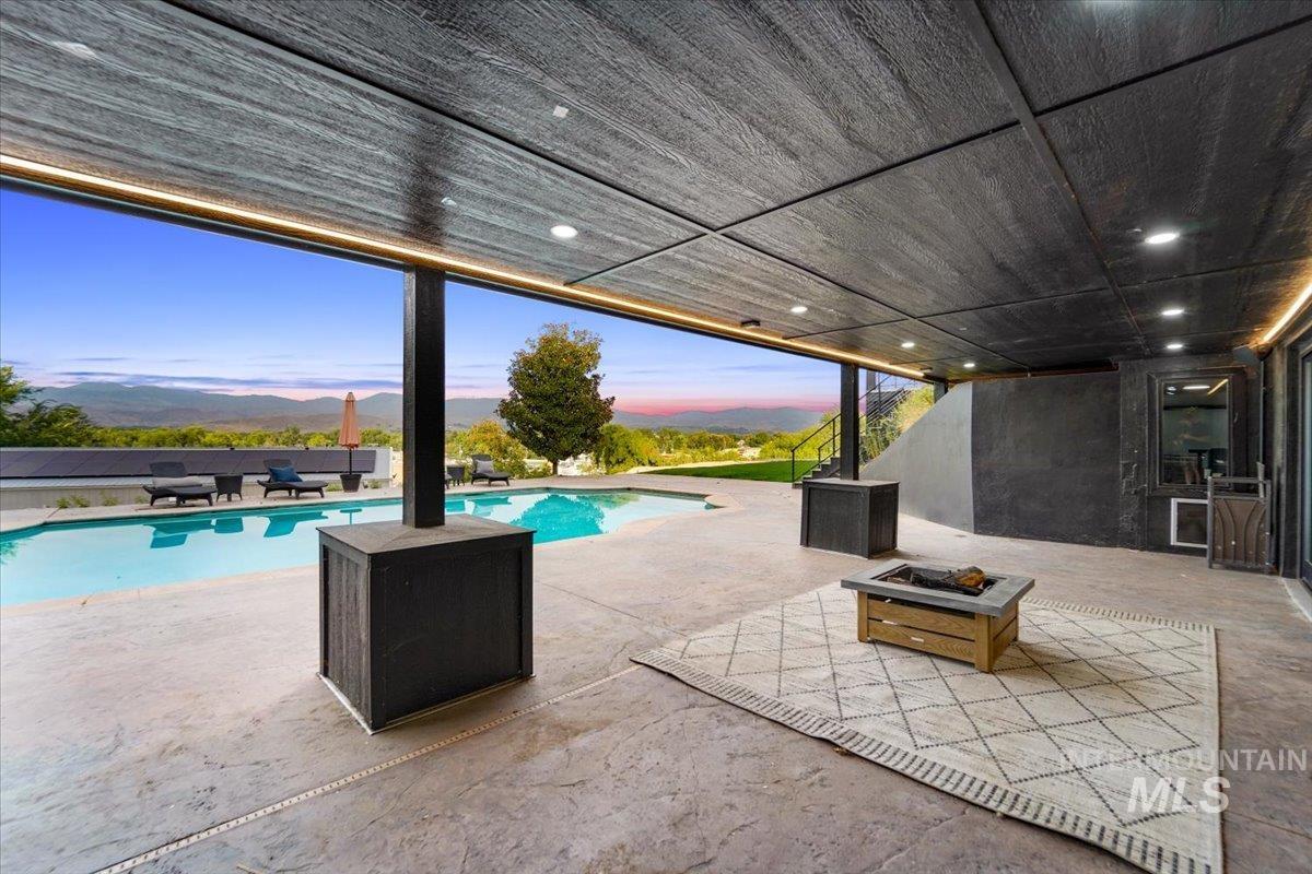 3200 N Mountain View Dr, Boise, Idaho 83704-4635, 5 Bedrooms, 5 Bathrooms, Residential For Sale, Price $2,250,000, 98961608