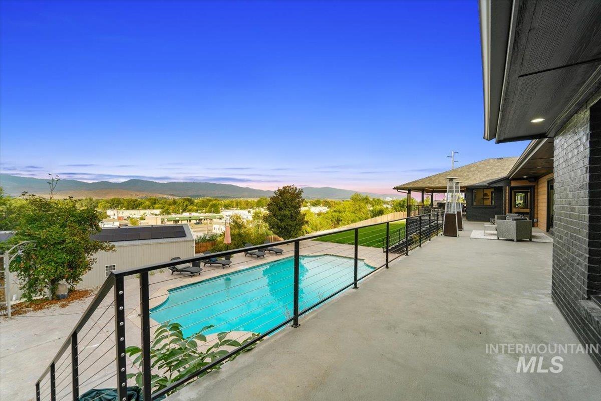 3200 N Mountain View Dr, Boise, Idaho 83704-4635, 5 Bedrooms, 5 Bathrooms, Residential For Sale, Price $2,250,000, 98961608
