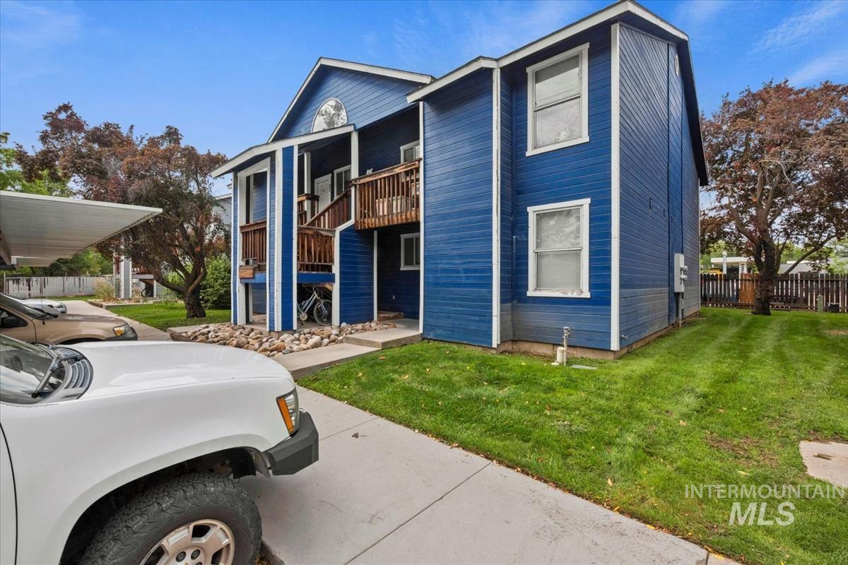 33 S Mike St, Boise, Idaho 83706, 2 Bedrooms, 1.5 Bathrooms, Residential Income For Sale, Price $1,075,000, 98961609