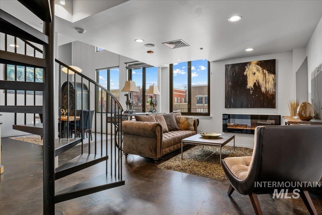 2399 E Riverwalk Dr., Boise, Idaho 83706, 1 Bedroom, 1.5 Bathrooms, Residential For Sale, Price $479,900, 98961616