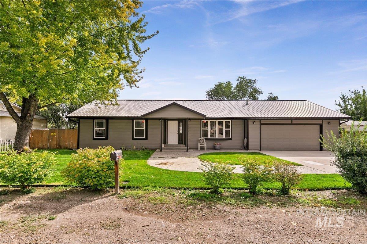 20574 Brown St., Greenleaf, Idaho 83626, 3 Bedrooms, 2 Bathrooms, Residential For Sale, Price $349,000, 98961634
