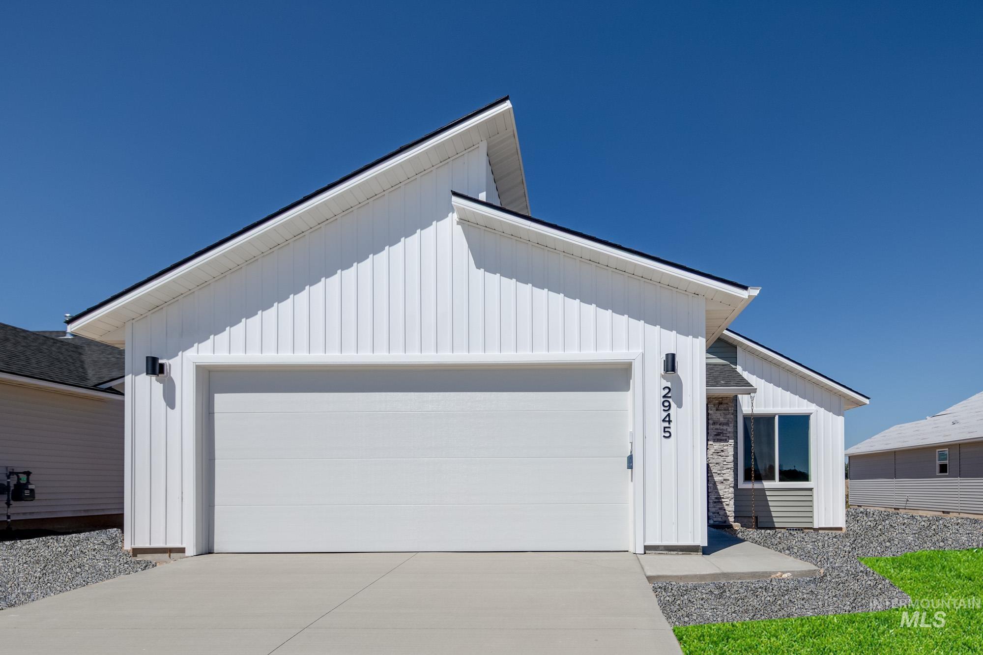 19288 Schooner Ave, Caldwell, Idaho 83605, 3 Bedrooms, 2 Bathrooms, Residential For Sale, Price $379,990, 98961652