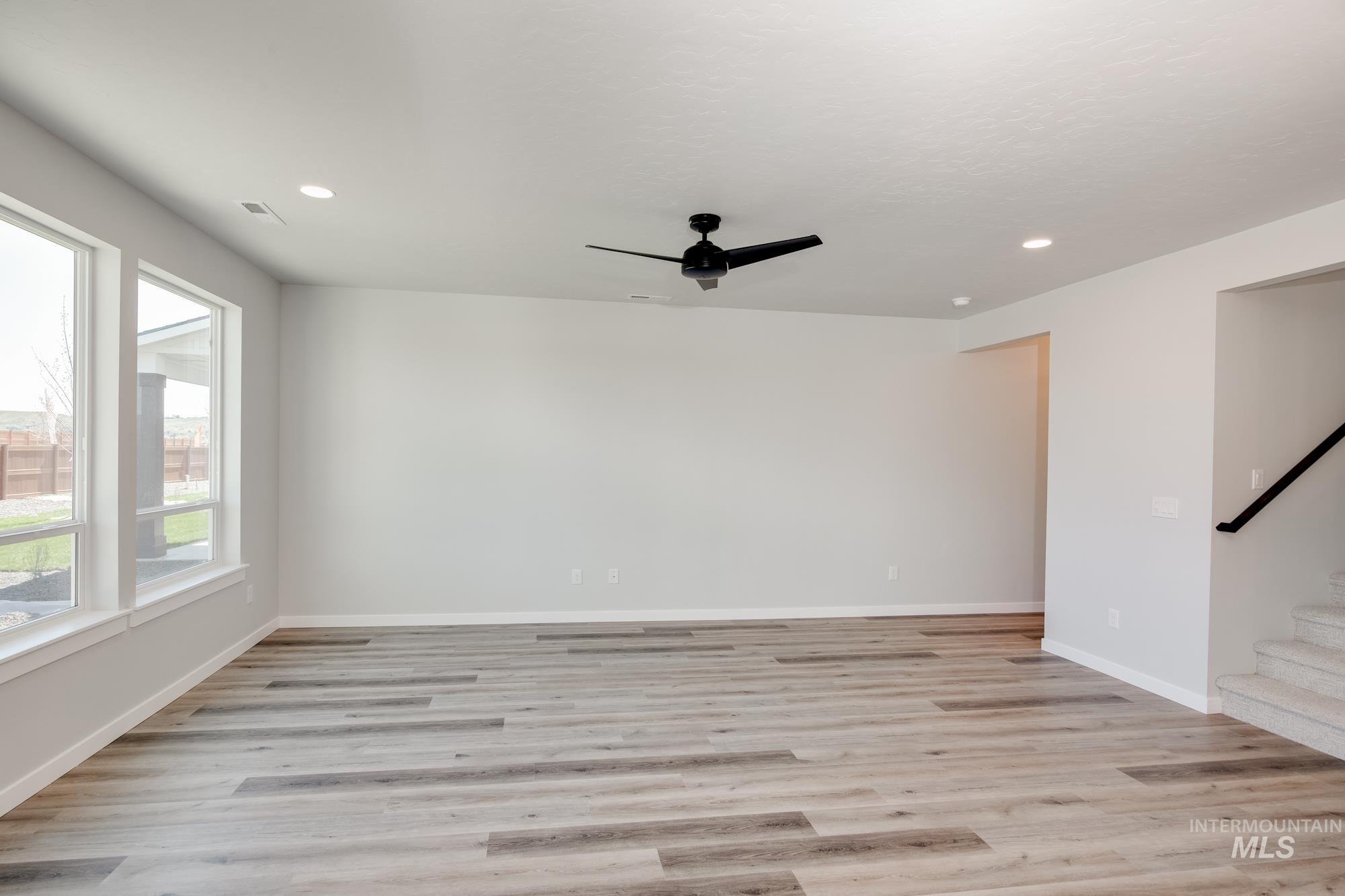 4243 E Kalinga St, Meridian, Idaho 83642, 3 Bedrooms, 2.5 Bathrooms, Residential For Sale, Price $469,990, 98961659