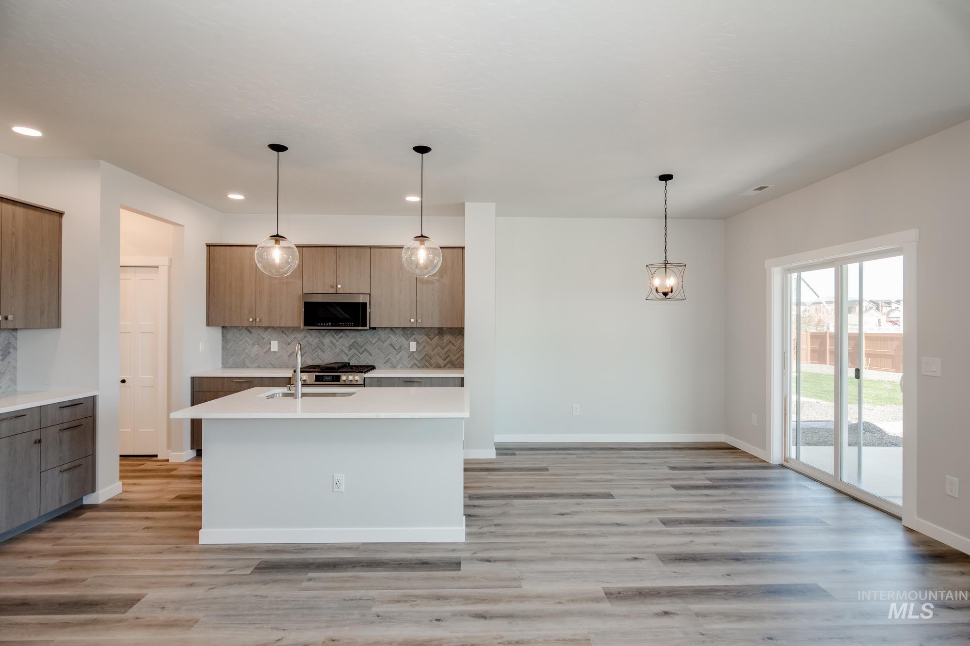 4243 E Kalinga St, Meridian, Idaho 83642, 3 Bedrooms, 2.5 Bathrooms, Residential For Sale, Price $469,990, 98961659