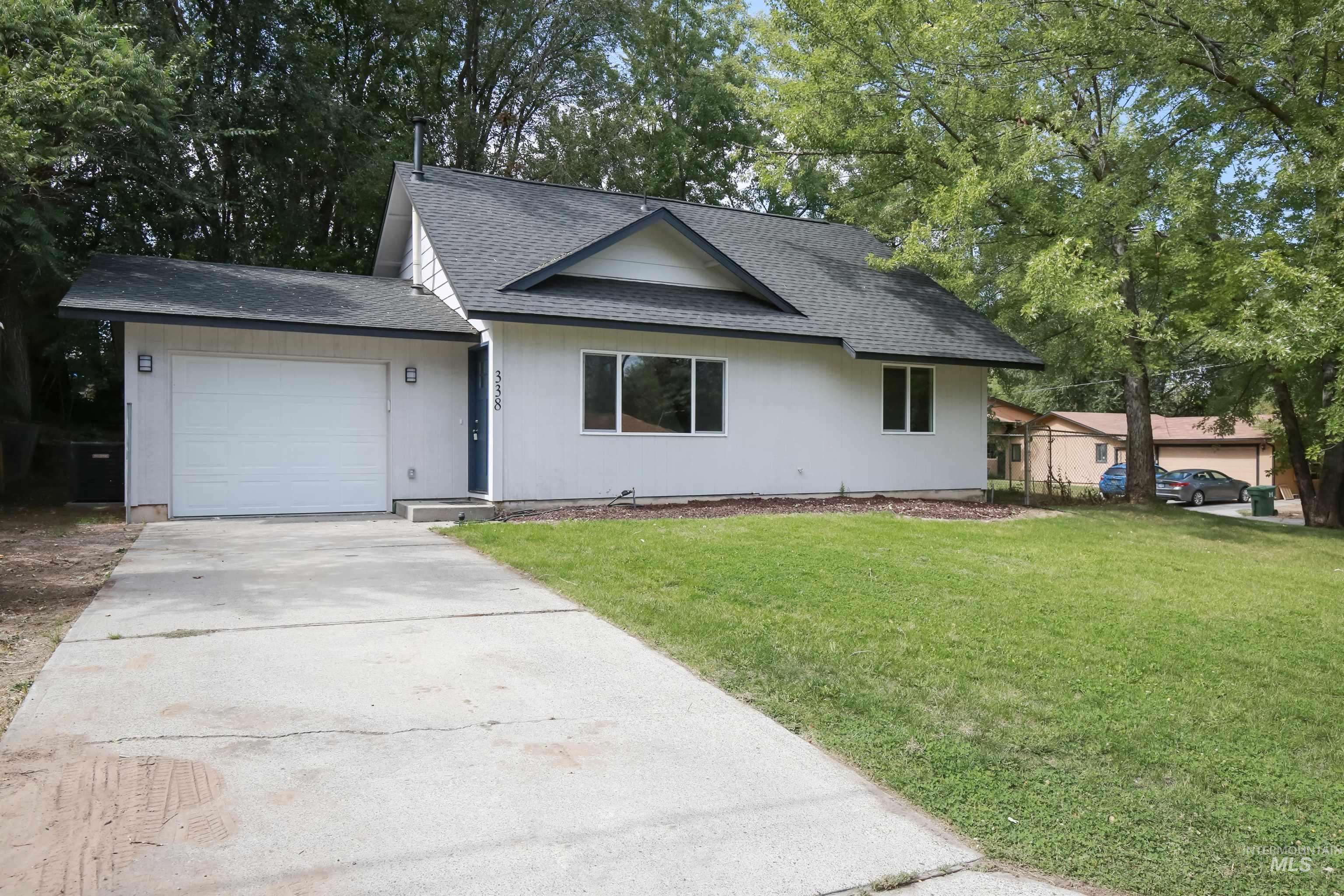 338 S 20th Street, Payette, Idaho 83661, 3 Bedrooms, 2 Bathrooms, Residential For Sale, Price $329,900, 98961669