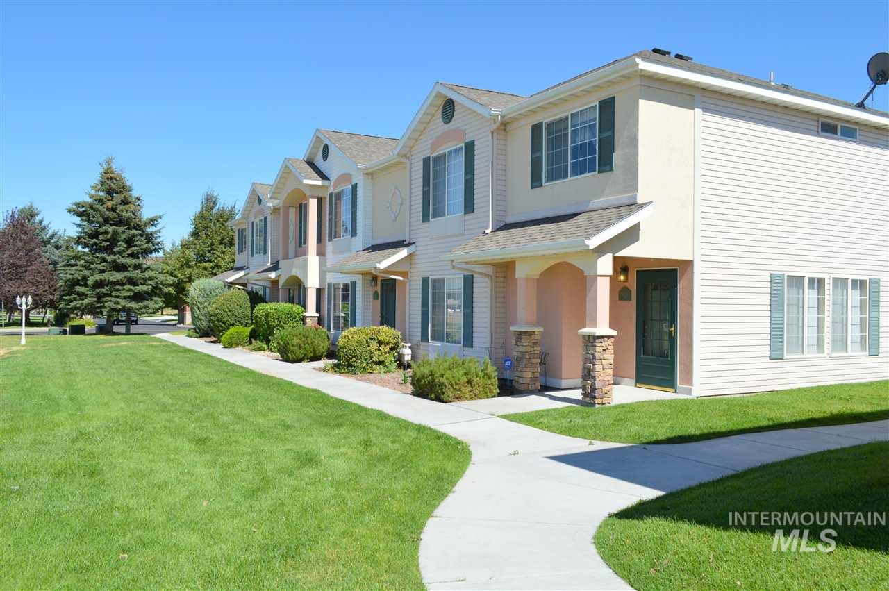 1935 Hampton Way, Twin Falls, Idaho 83301, 3 Bedrooms, 1.5 Bathrooms, Residential For Sale, Price $285,000, 98961678