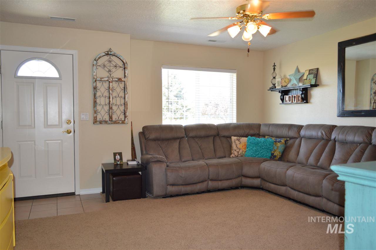 1935 Hampton Way, Twin Falls, Idaho 83301, 3 Bedrooms, 1.5 Bathrooms, Residential For Sale, Price $285,000, 98961678