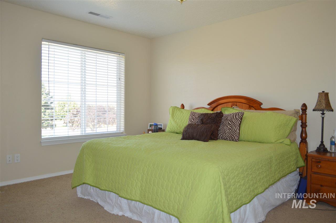 1935 Hampton Way, Twin Falls, Idaho 83301, 3 Bedrooms, 1.5 Bathrooms, Residential For Sale, Price $285,000, 98961678