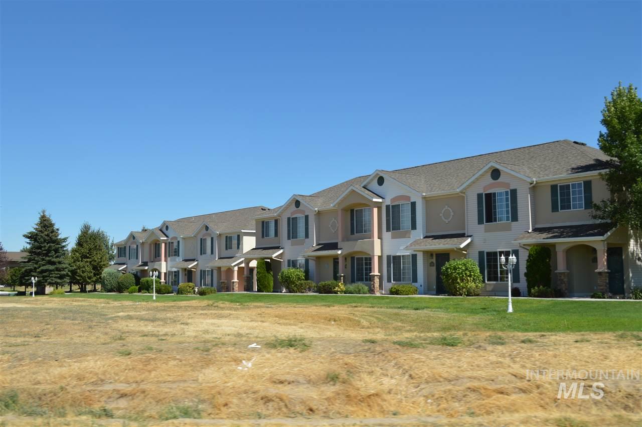 1935 Hampton Way, Twin Falls, Idaho 83301, 3 Bedrooms, 1.5 Bathrooms, Residential For Sale, Price $285,000, 98961678