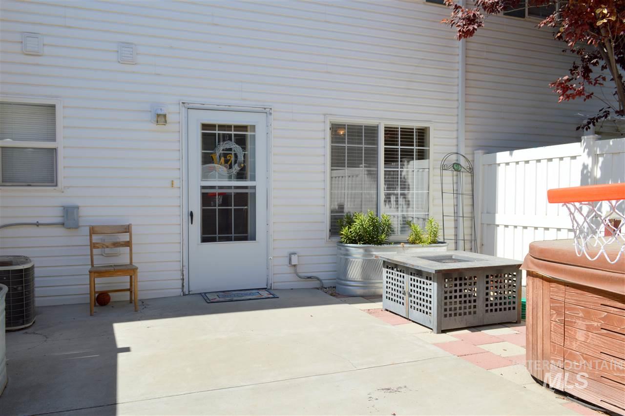 1935 Hampton Way, Twin Falls, Idaho 83301, 3 Bedrooms, 1.5 Bathrooms, Residential For Sale, Price $285,000, 98961678