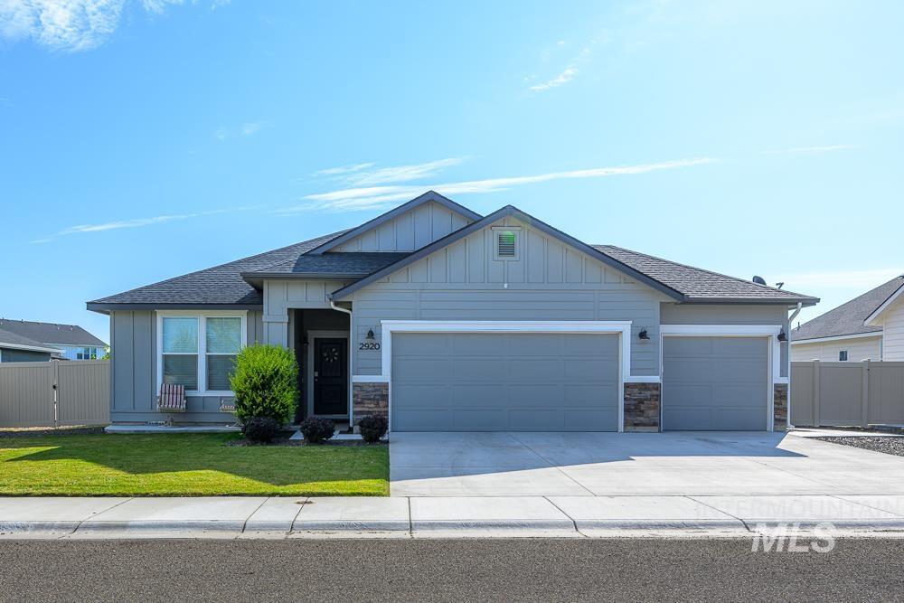 2920 N Sunset Farm Rd., Kuna, Idaho 83634, 3 Bedrooms, 2 Bathrooms, Residential For Sale, Price $469,000, 98961680