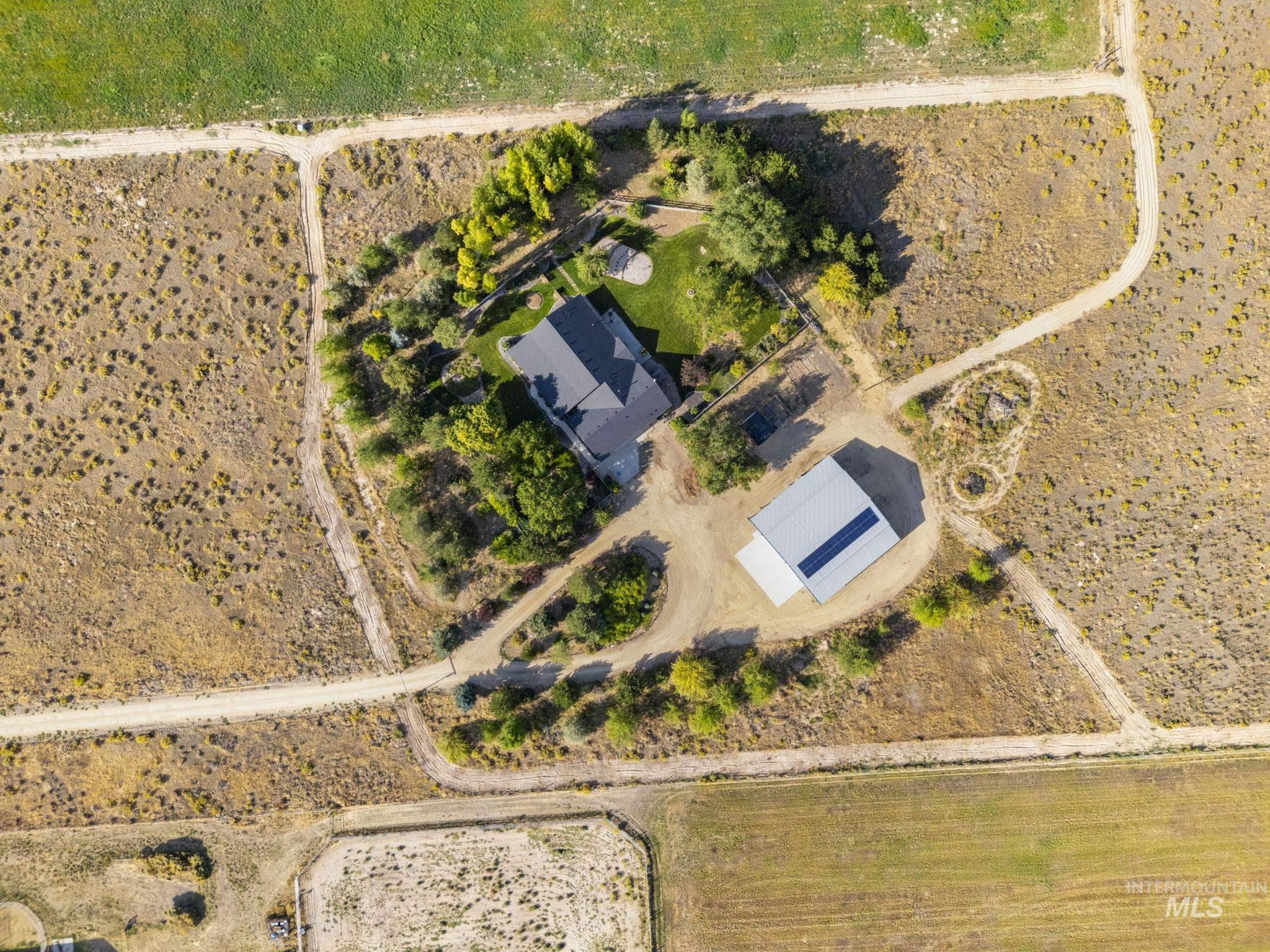 18568 S Cloverdale Rd, Kuna, Idaho 83634, 3 Bedrooms, 2.5 Bathrooms, Residential For Sale, Price $1,149,000, 98961709