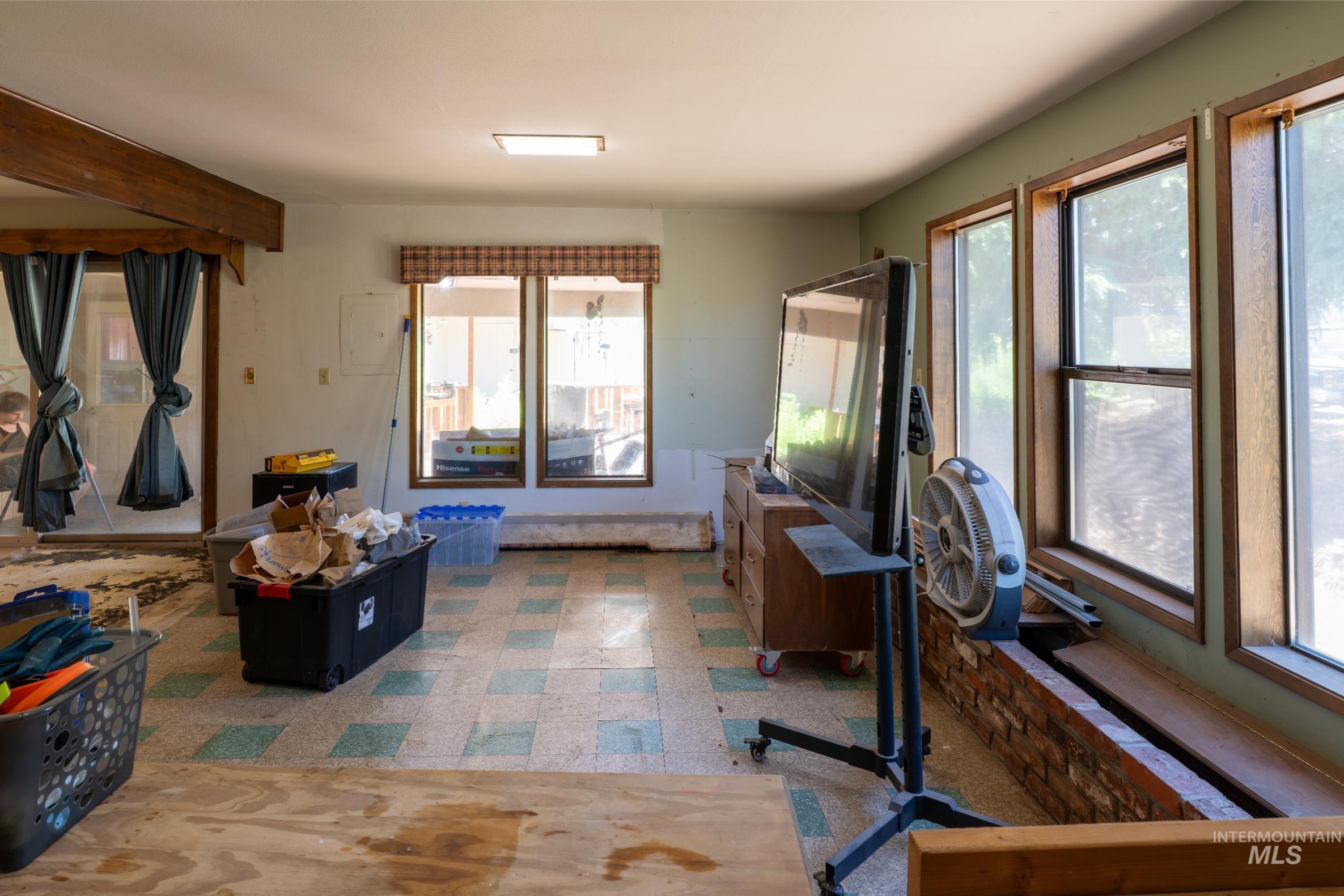 Office area with light flooring