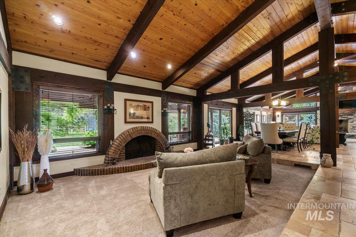 16801 Meadow Ln, Nampa, Idaho 83687, 4 Bedrooms, 3 Bathrooms, Residential For Sale, Price $1,590,000, 98961735