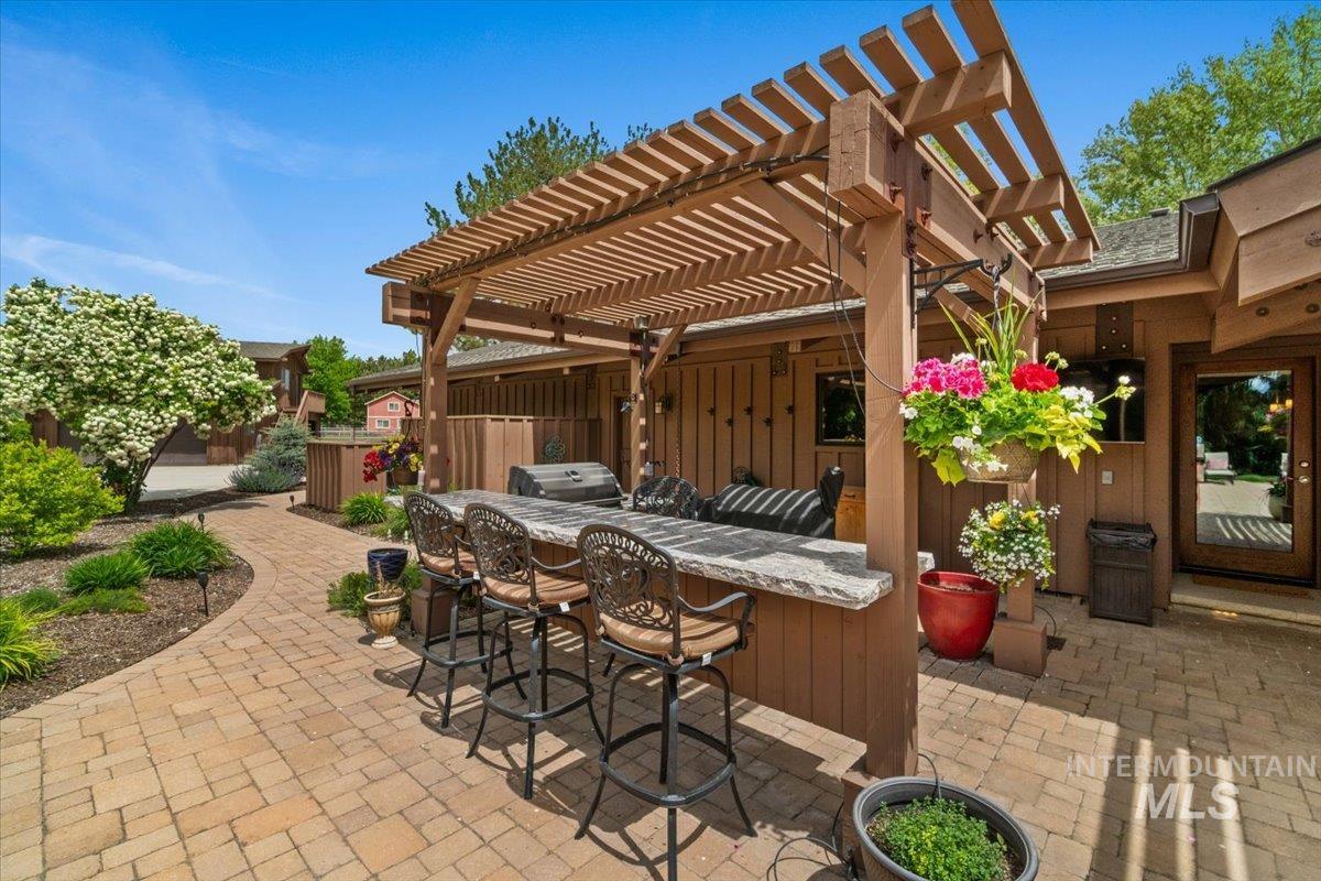 16801 Meadow Ln, Nampa, Idaho 83687, 4 Bedrooms, 3 Bathrooms, Residential For Sale, Price $1,590,000, 98961735