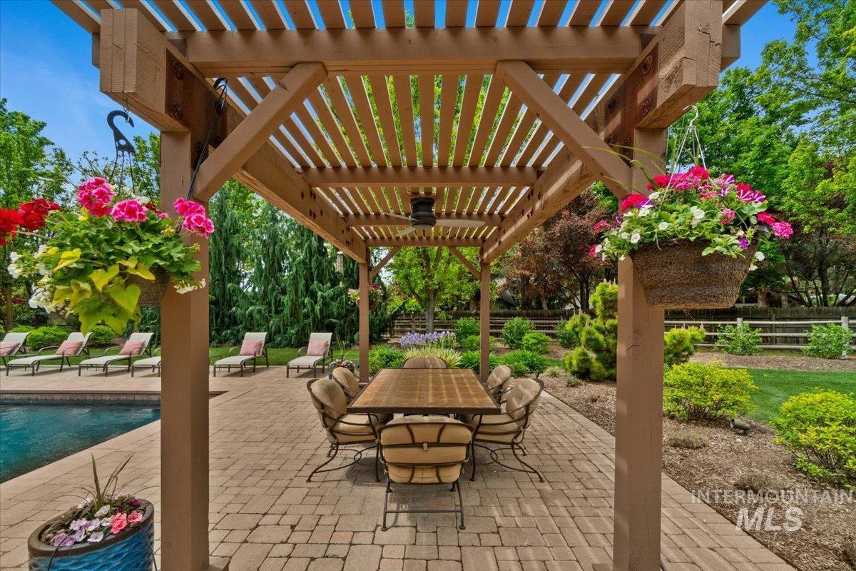 16801 Meadow Ln, Nampa, Idaho 83687, 4 Bedrooms, 3 Bathrooms, Residential For Sale, Price $1,590,000, 98961735
