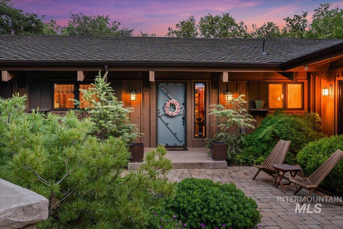 16801 Meadow Ln, Nampa, Idaho 83687, 4 Bedrooms, 3 Bathrooms, Residential For Sale, Price $1,590,000, 98961735