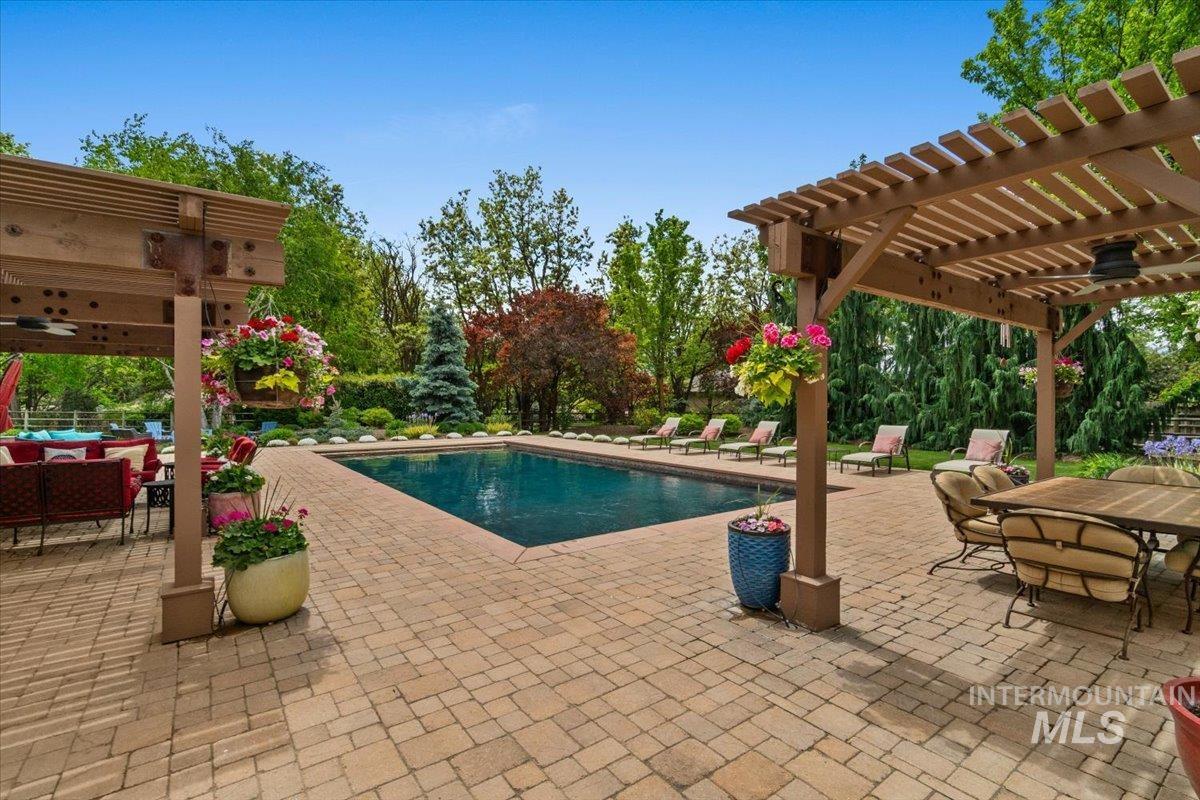 16801 Meadow Ln, Nampa, Idaho 83687, 4 Bedrooms, 3 Bathrooms, Residential For Sale, Price $1,590,000, 98961735