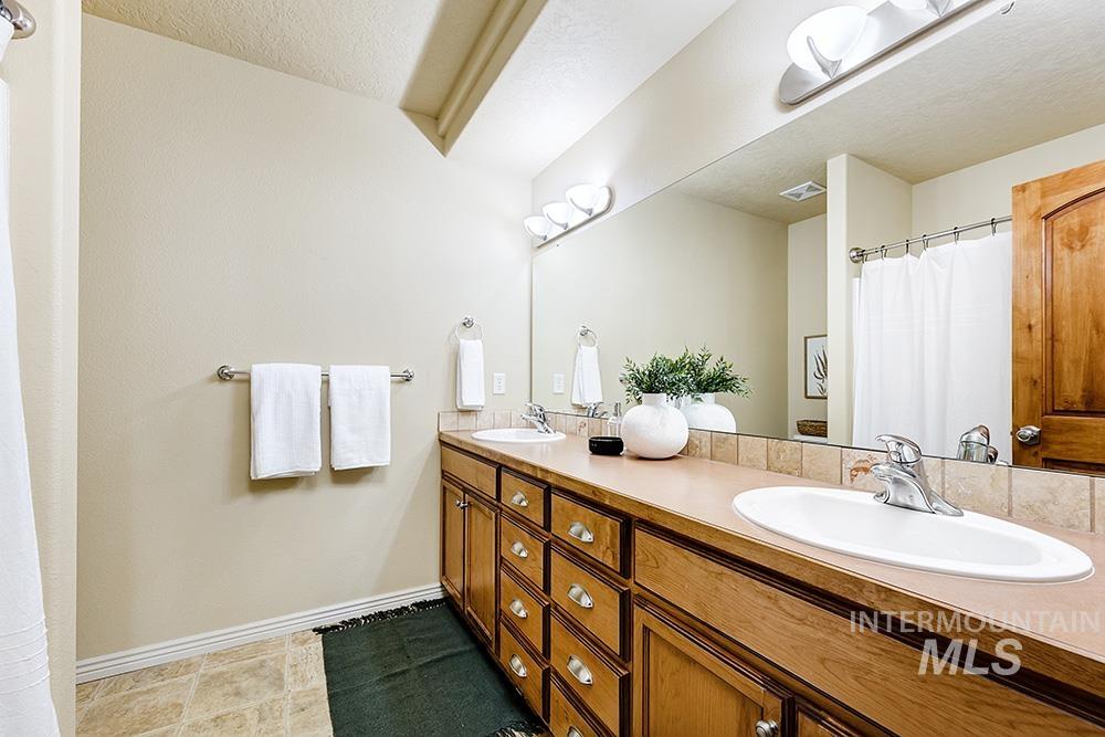 755 N Troutner Way, Boise, Idaho 83712, 4 Bedrooms, 3.5 Bathrooms, Residential For Sale, Price $1,350,000, 98961743