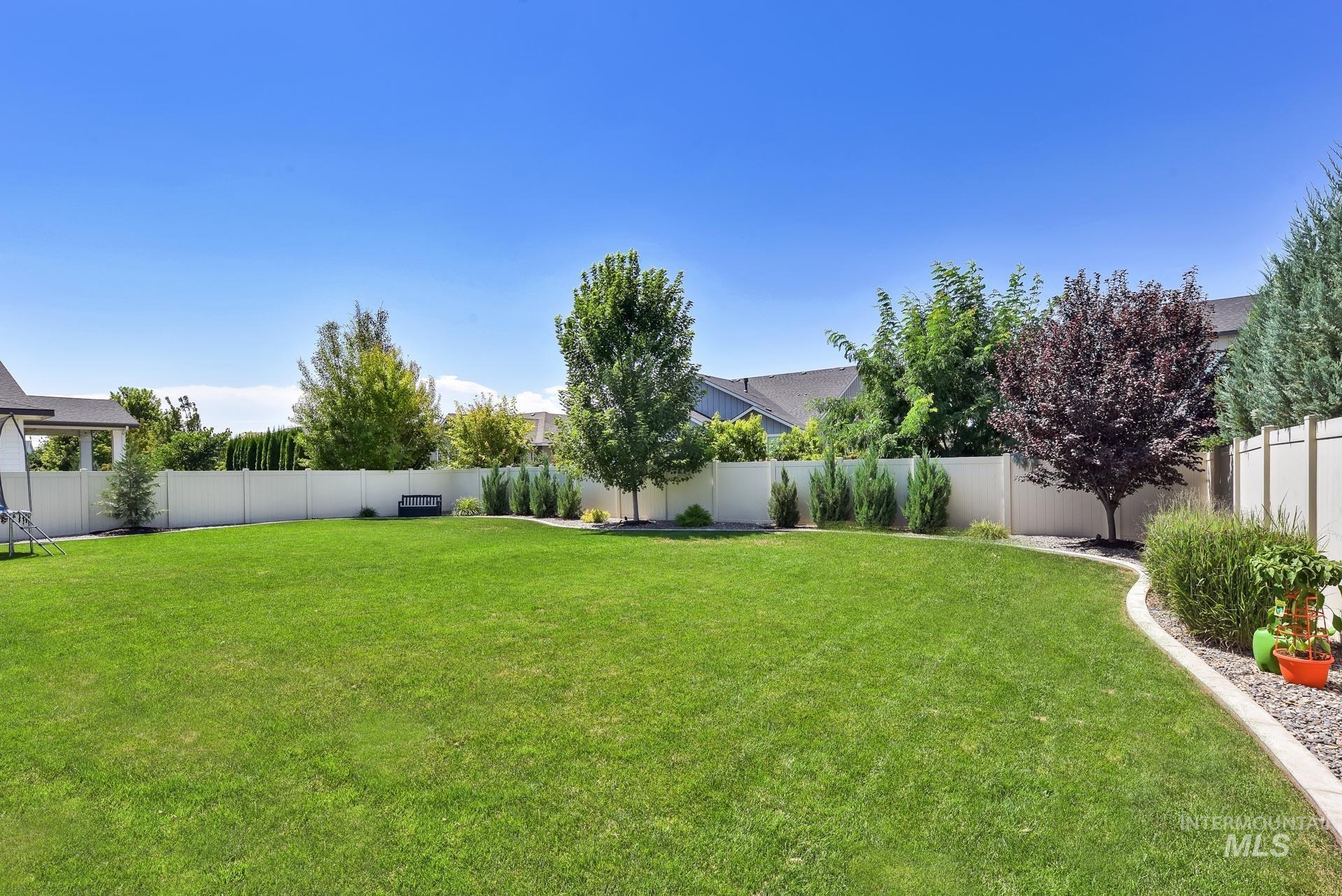 5371 S Montague Way, Meridian, Idaho 83642, 4 Bedrooms, 2.5 Bathrooms, Residential For Sale, Price $799,900, 98961769