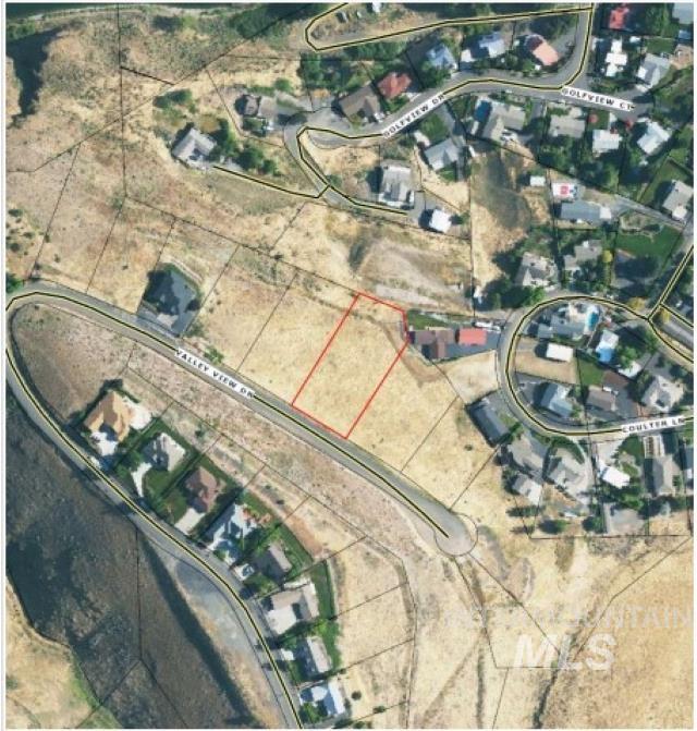 Aerial map of property and surrounding area