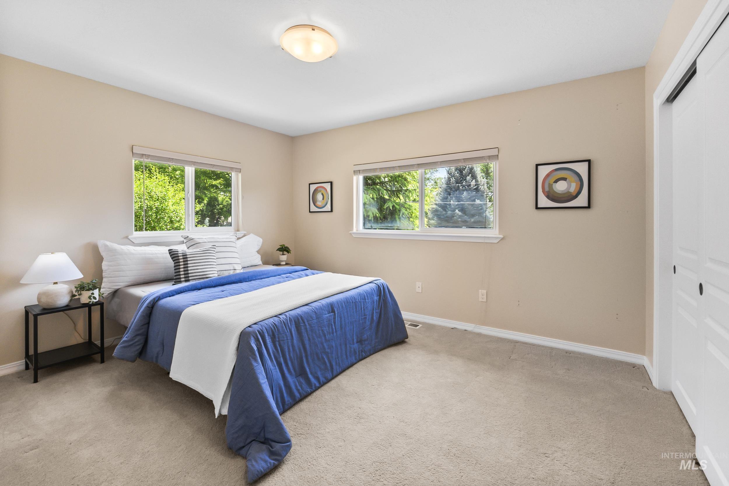 3850 W Hill Rd, Boise, Idaho 83703-4224, 3 Bedrooms, 2 Bathrooms, Residential Income For Sale, Price $699,900, 98961780